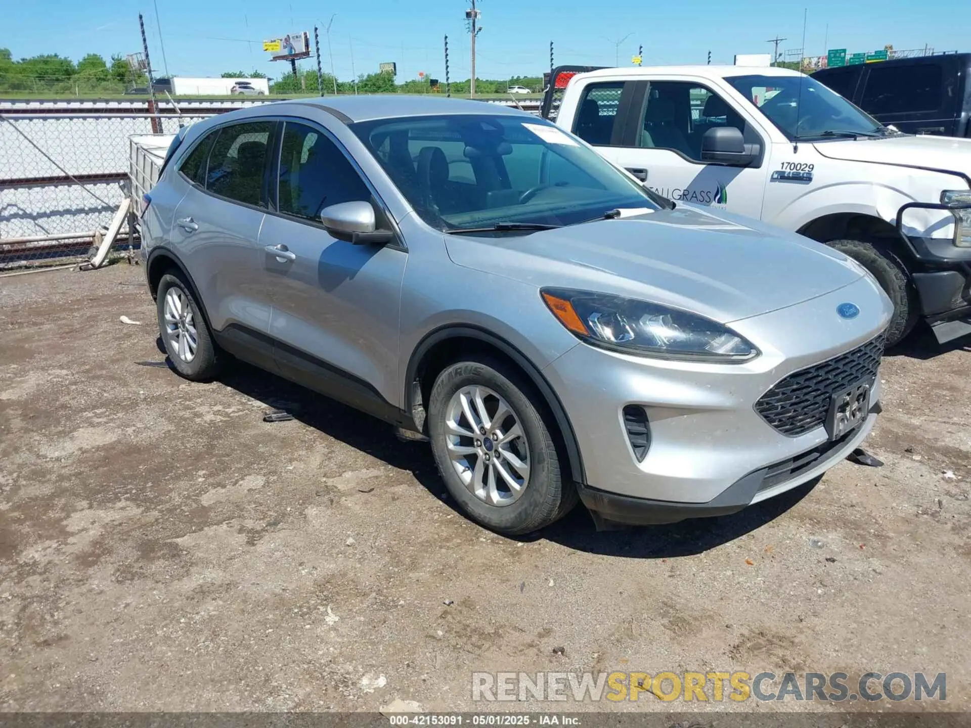 1 fotografías del automóvil dañado 1FMCU0G67LUB30443 FORD ESCAPE 2020