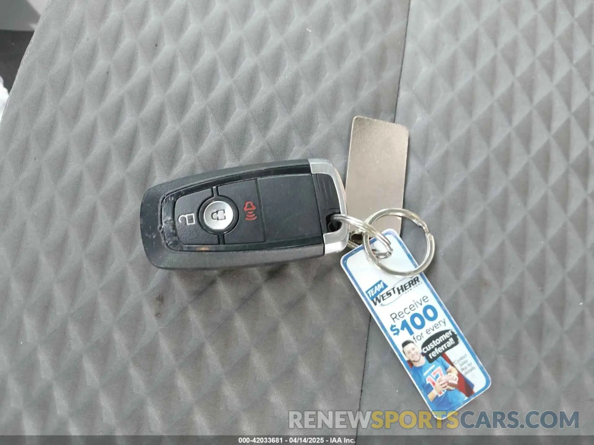 11 fotografías del automóvil dañado 1FMCU0G67LUB94143 FORD ESCAPE 2020
