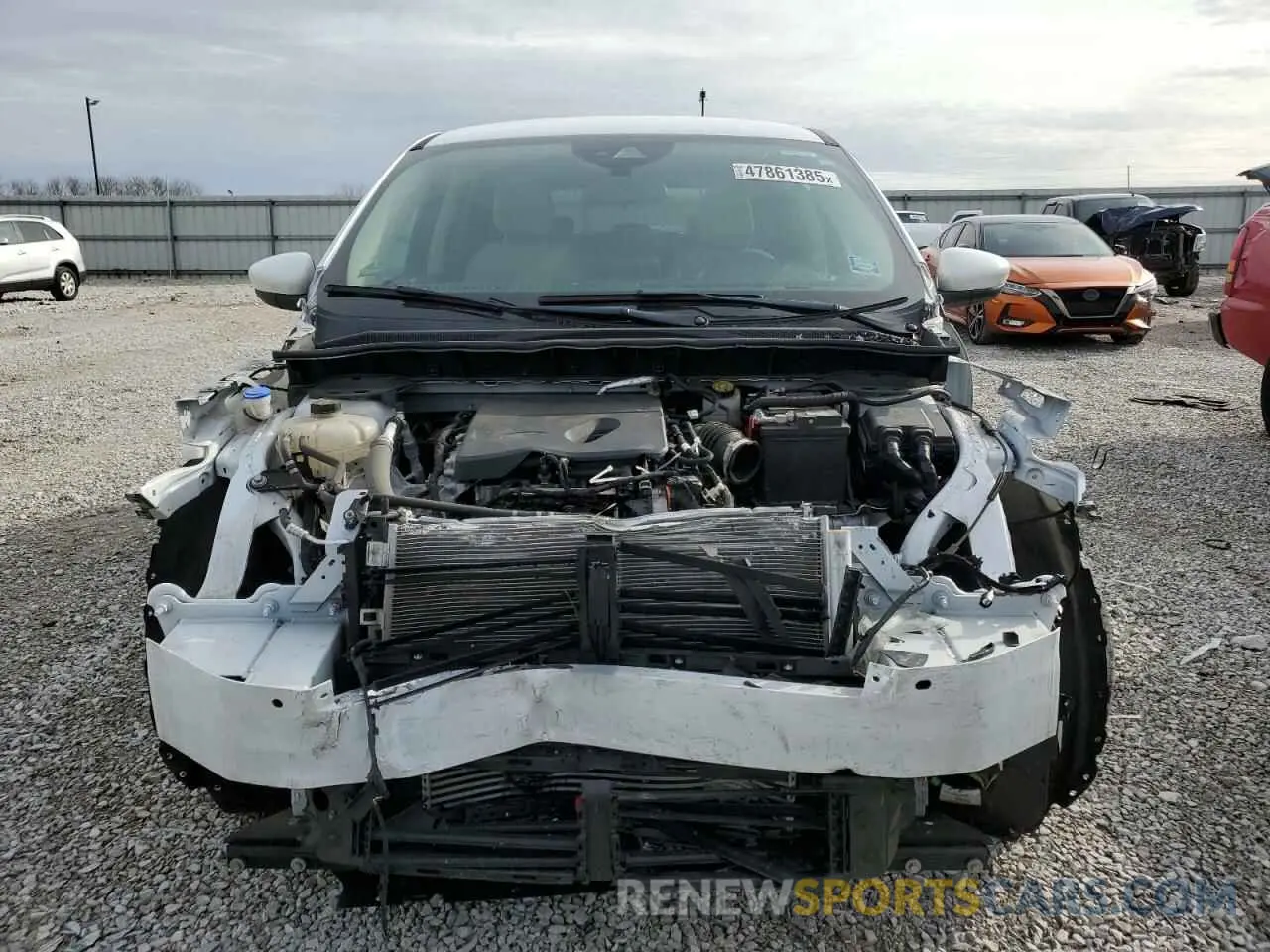 5 fotografías del automóvil dañado 1FMCU0G68LUA24809 FORD ESCAPE 2020