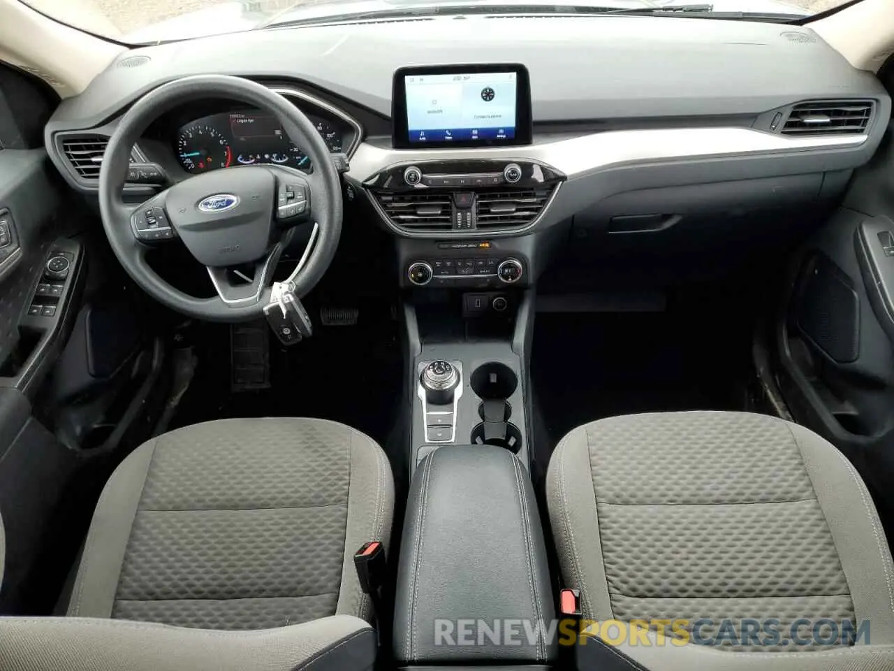 8 fotografías del automóvil dañado 1FMCU0G68LUA81673 FORD ESCAPE 2020