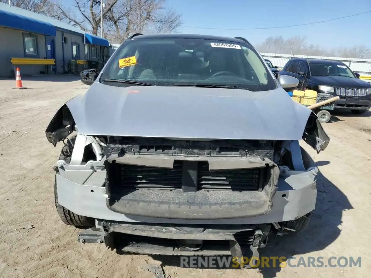 5 fotografías del automóvil dañado 1FMCU0G68LUB78758 FORD ESCAPE 2020