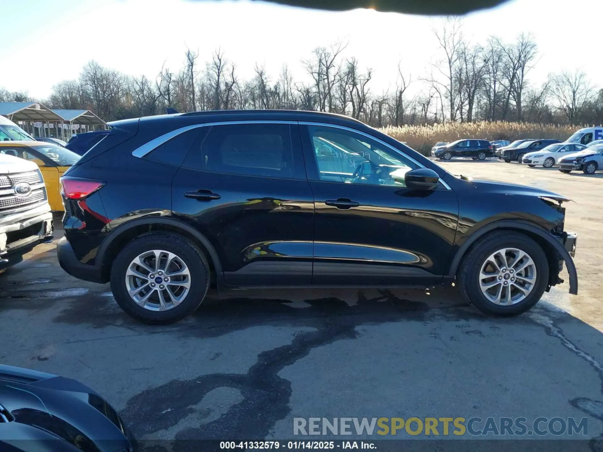 14 fotografías del automóvil dañado 1FMCU0G69LUA65918 FORD ESCAPE 2020