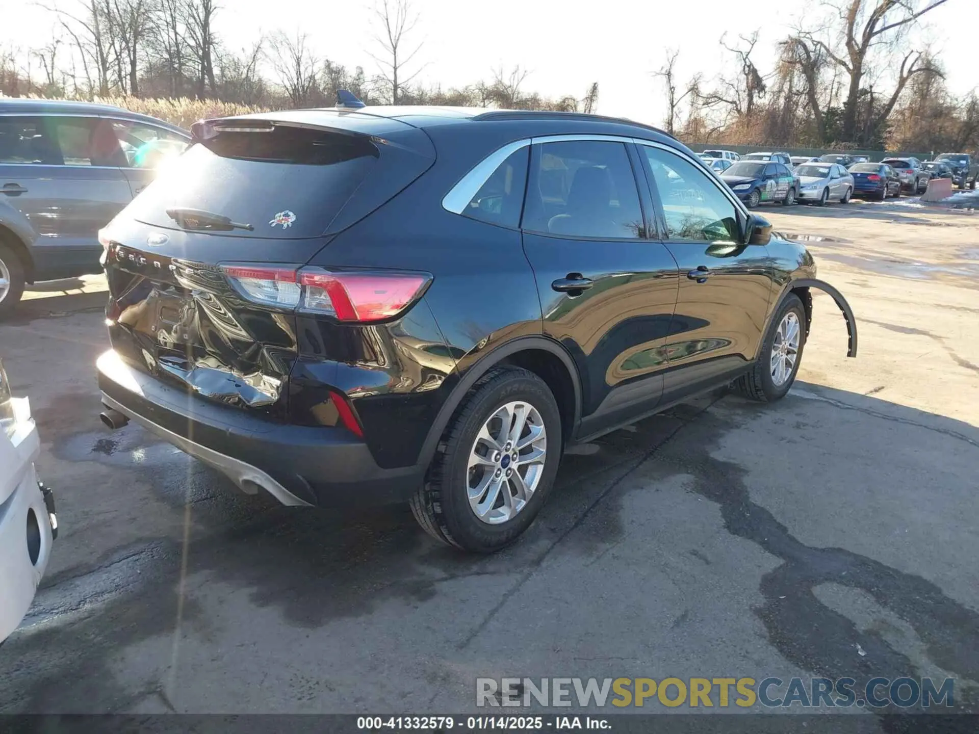 4 fotografías del automóvil dañado 1FMCU0G69LUA65918 FORD ESCAPE 2020