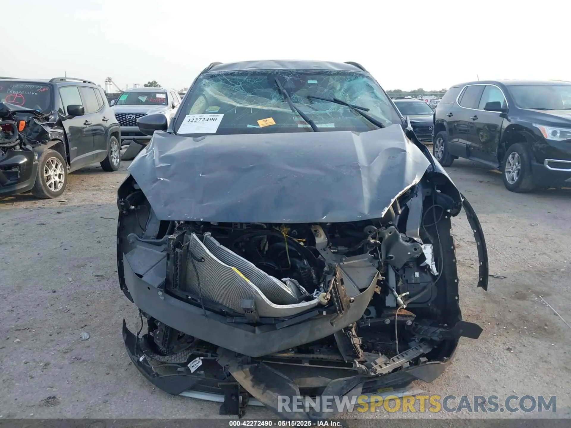 13 fotografías del automóvil dañado 1FMCU0G69LUA92312 FORD ESCAPE 2020