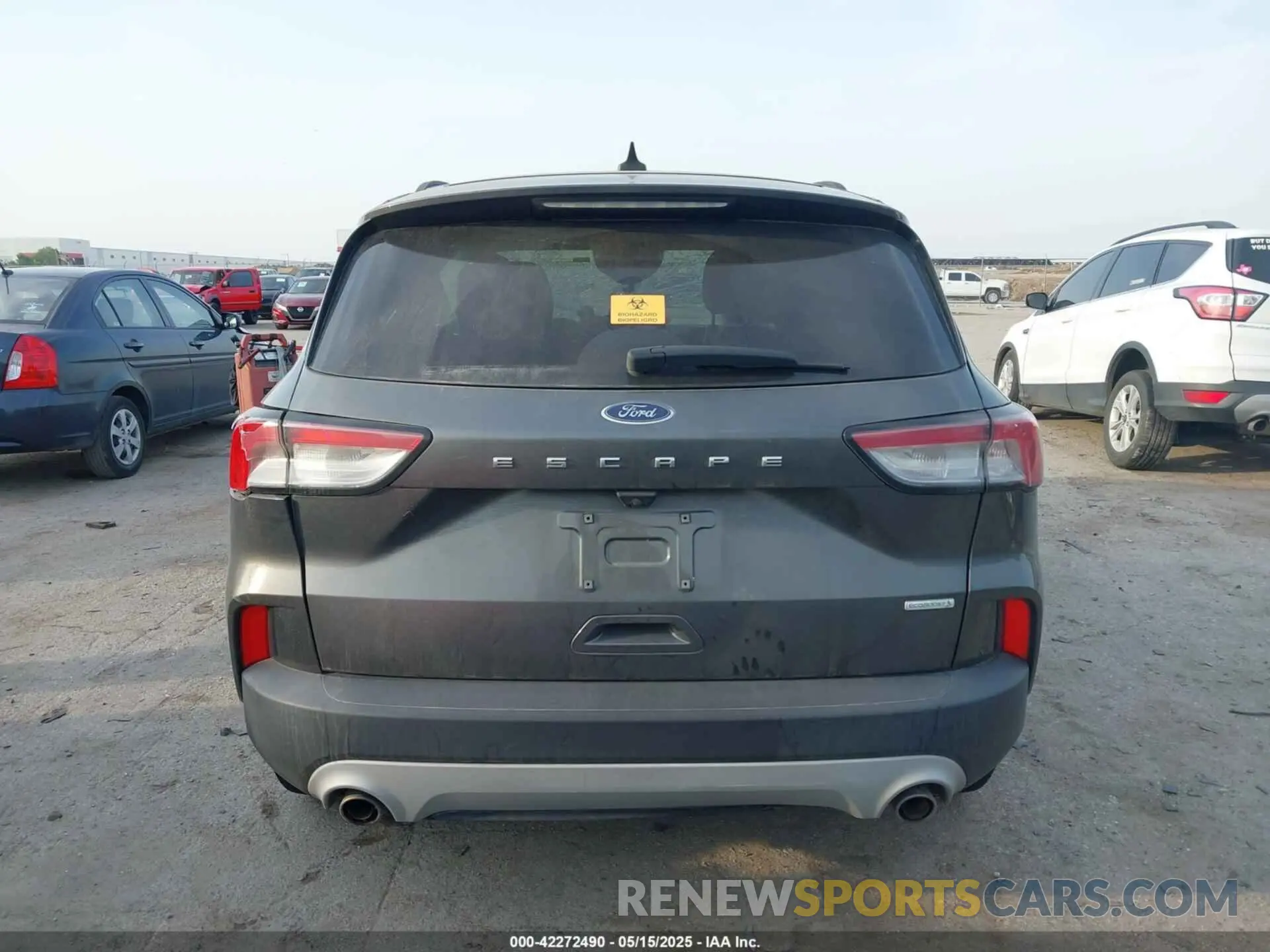 17 fotografías del automóvil dañado 1FMCU0G69LUA92312 FORD ESCAPE 2020