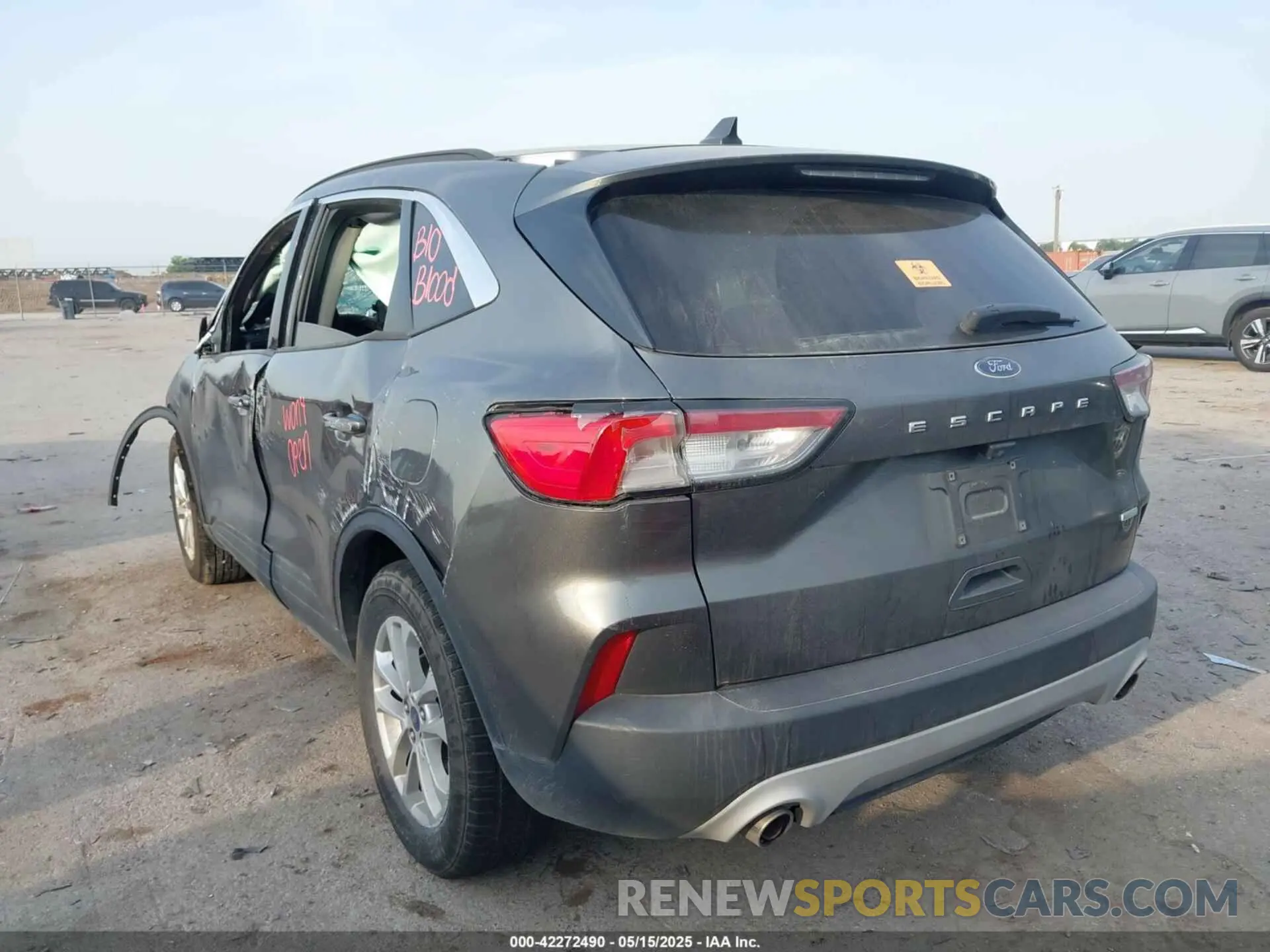 3 fotografías del automóvil dañado 1FMCU0G69LUA92312 FORD ESCAPE 2020