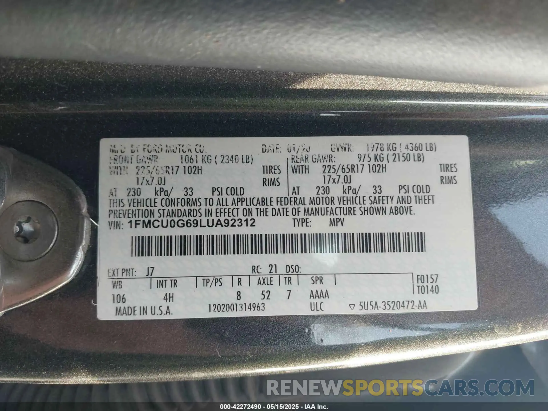 9 fotografías del automóvil dañado 1FMCU0G69LUA92312 FORD ESCAPE 2020