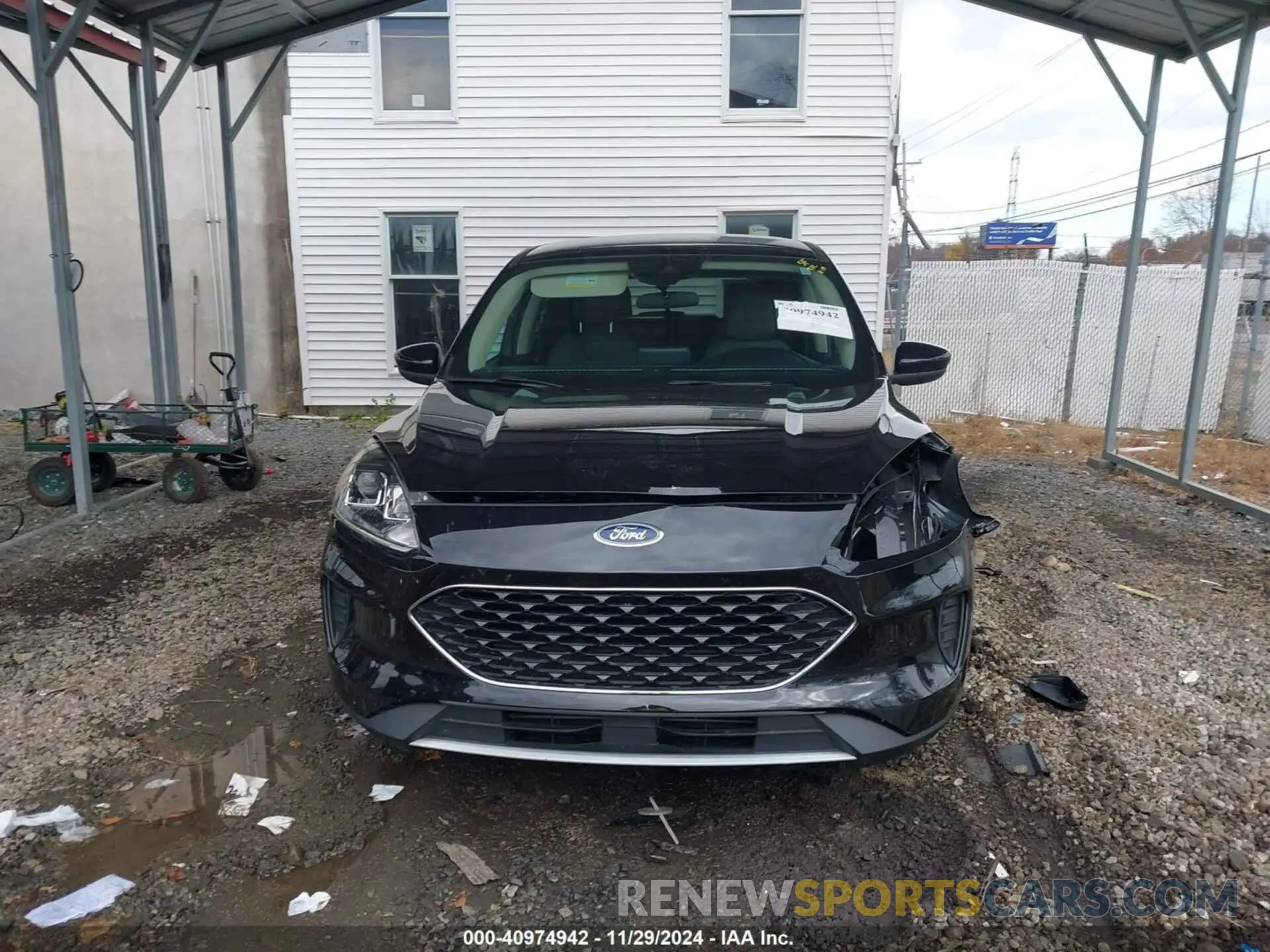 13 fotografías del automóvil dañado 1FMCU0G69LUA95369 FORD ESCAPE 2020