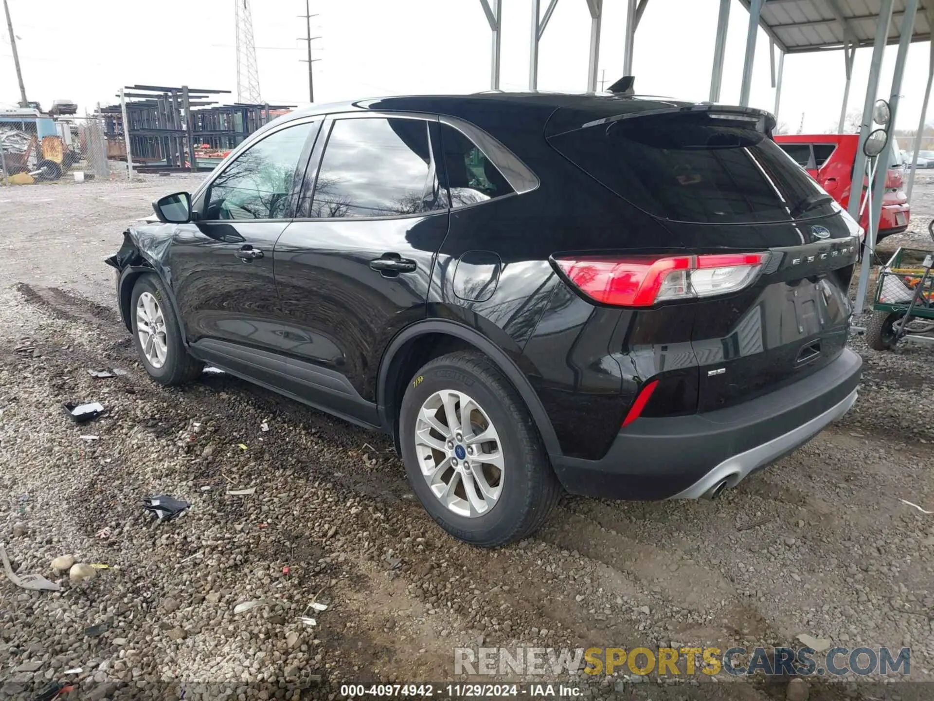 3 fotografías del automóvil dañado 1FMCU0G69LUA95369 FORD ESCAPE 2020