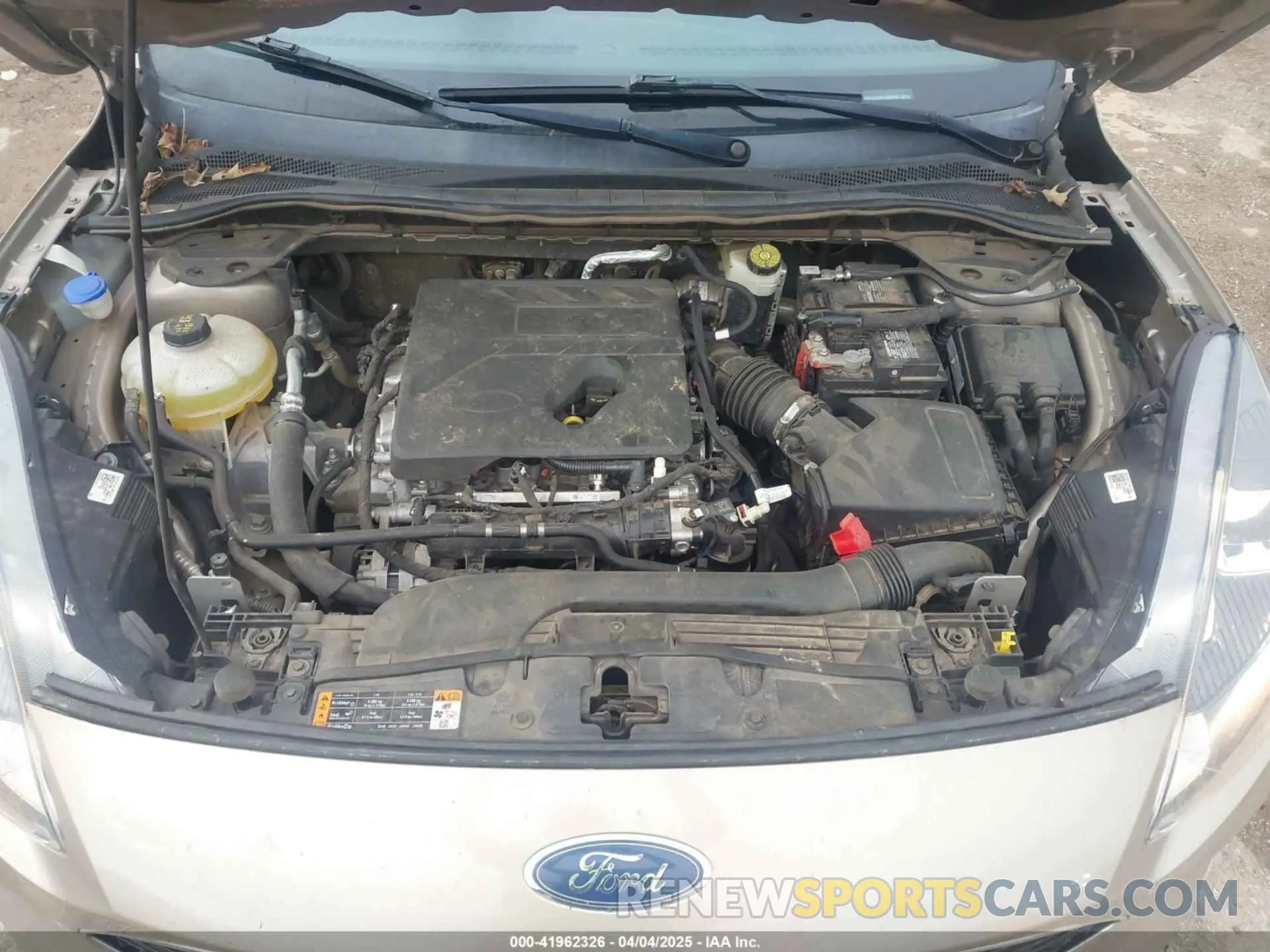 10 fotografías del automóvil dañado 1FMCU0G69LUB30539 FORD ESCAPE 2020