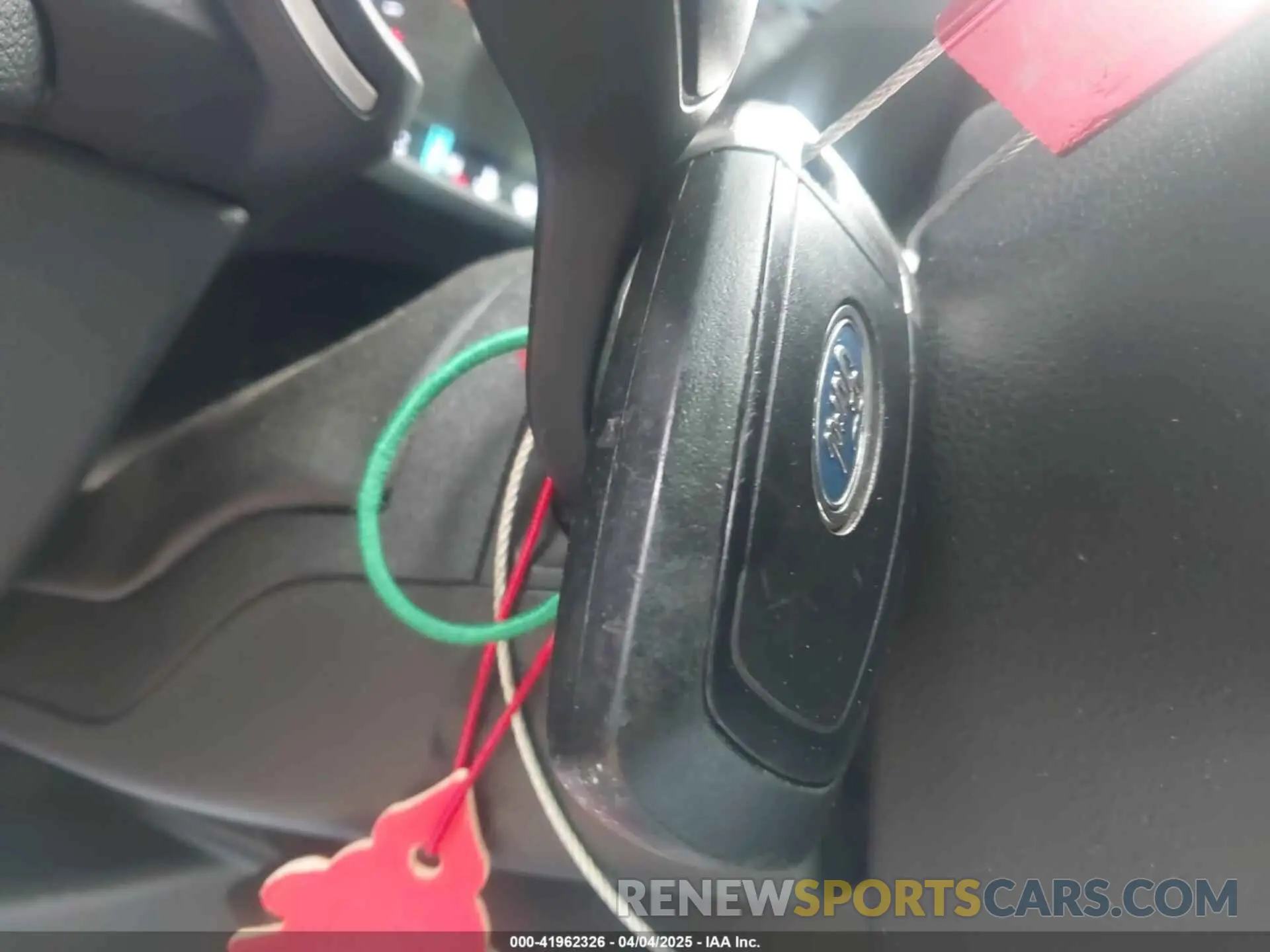 11 fotografías del automóvil dañado 1FMCU0G69LUB30539 FORD ESCAPE 2020