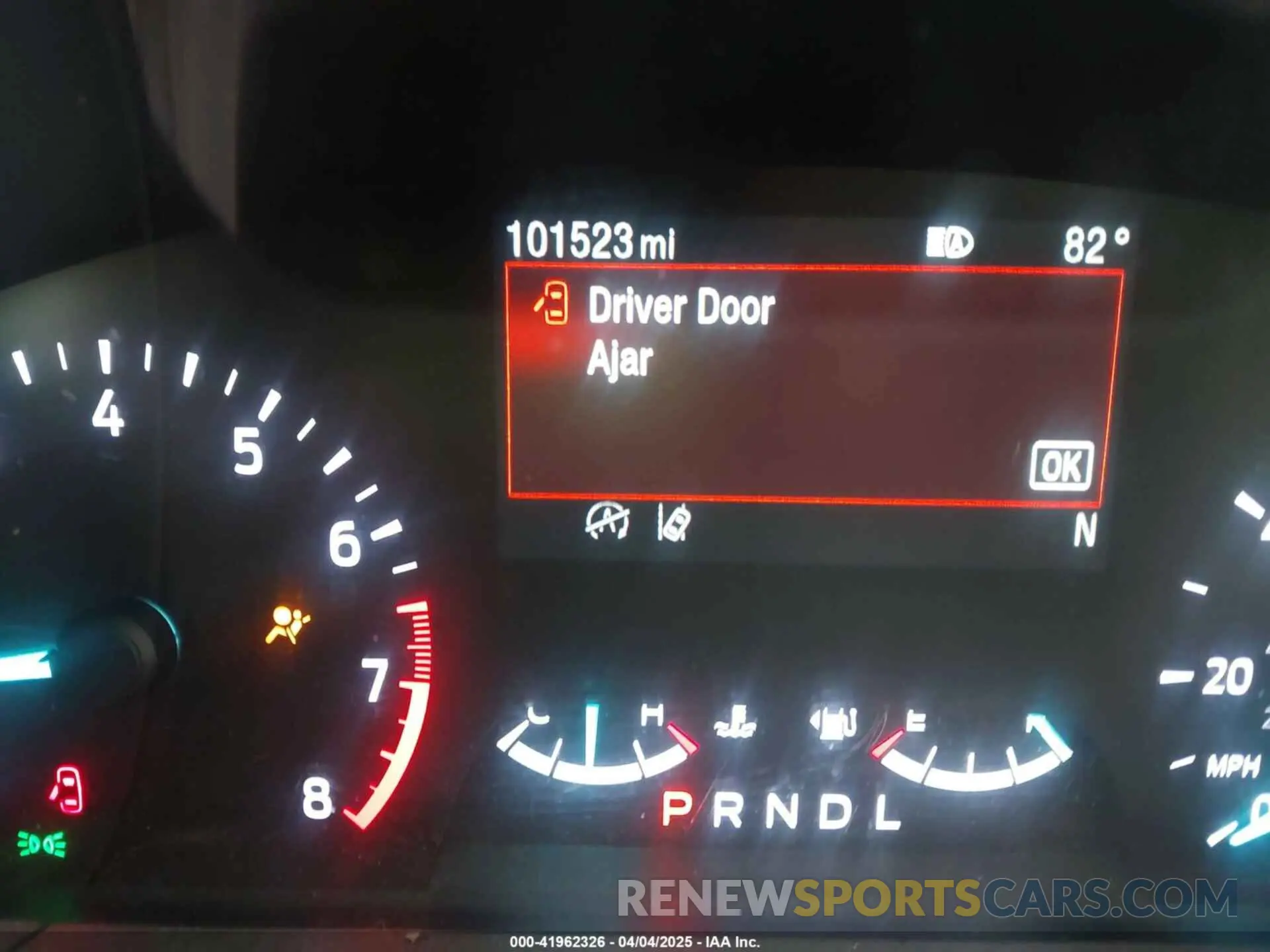 15 fotografías del automóvil dañado 1FMCU0G69LUB30539 FORD ESCAPE 2020