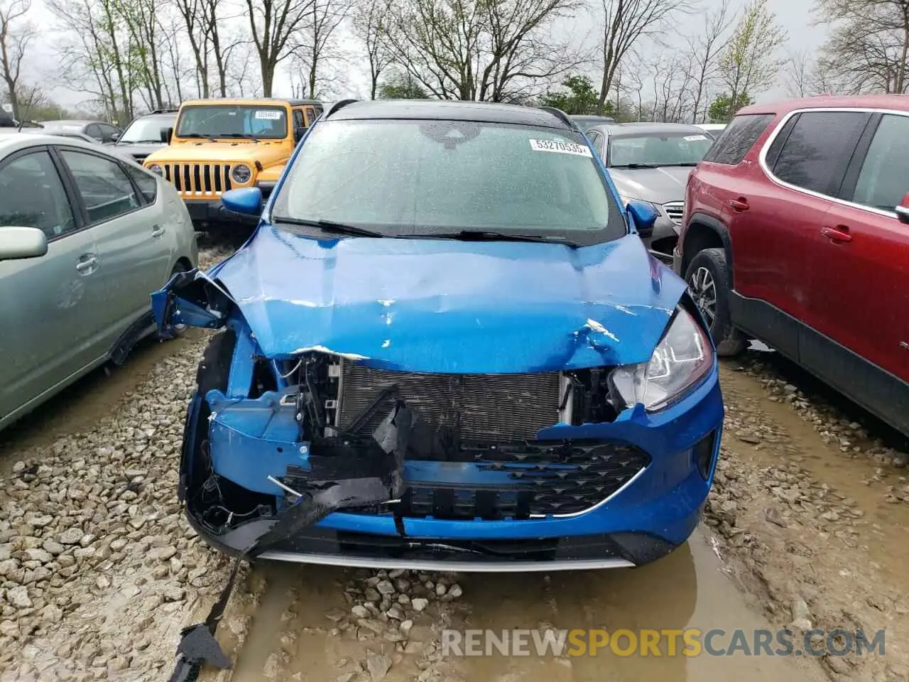 5 fotografías del automóvil dañado 1FMCU0G69LUC06602 FORD ESCAPE 2020