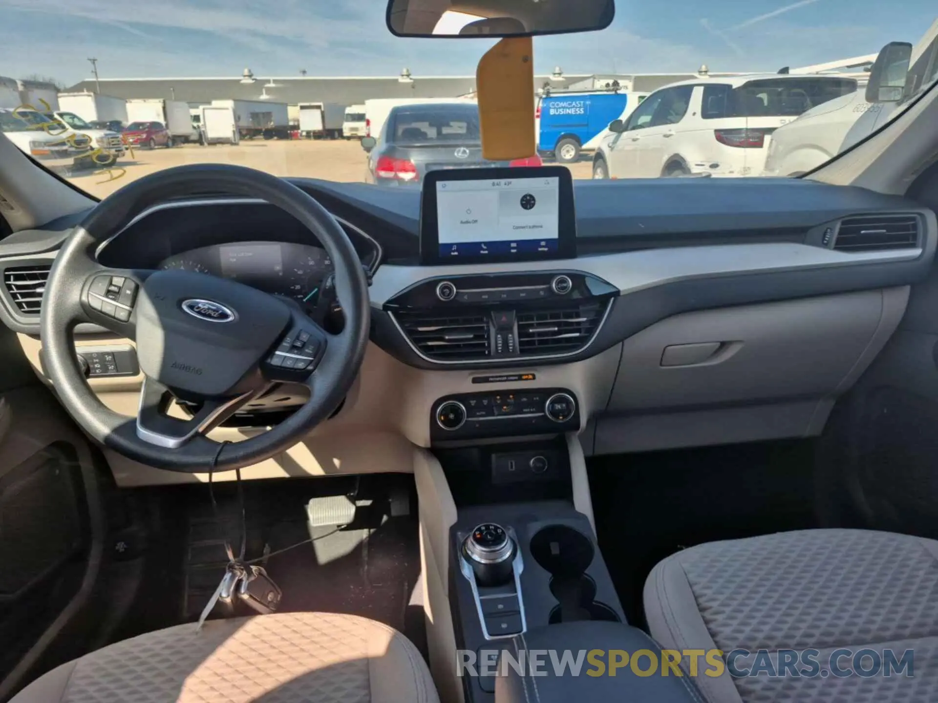3 fotografías del automóvil dañado 1FMCU0G69LUC29832 FORD ESCAPE 2020