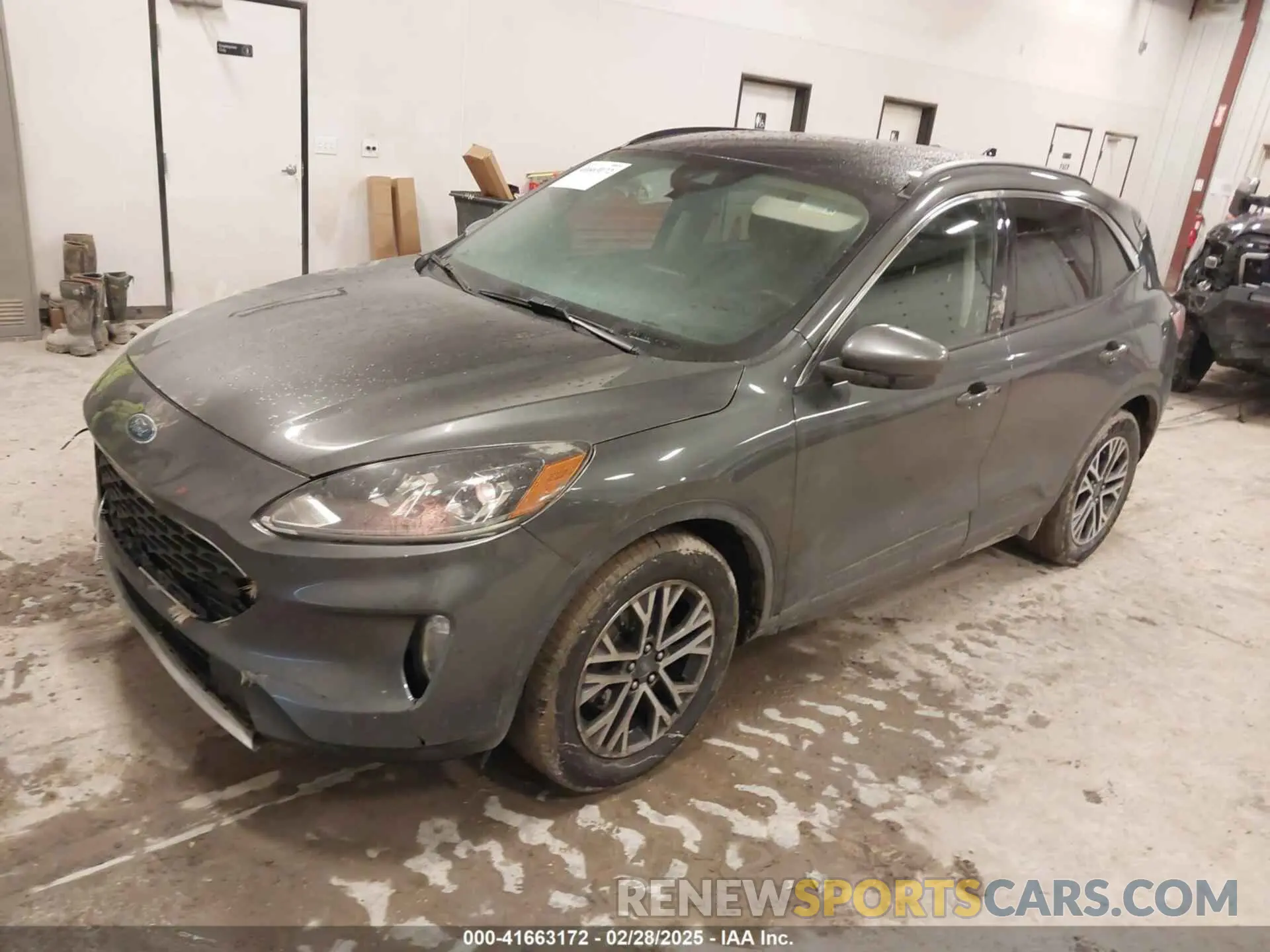 2 fotografías del automóvil dañado 1FMCU0H60LUA14872 FORD ESCAPE 2020