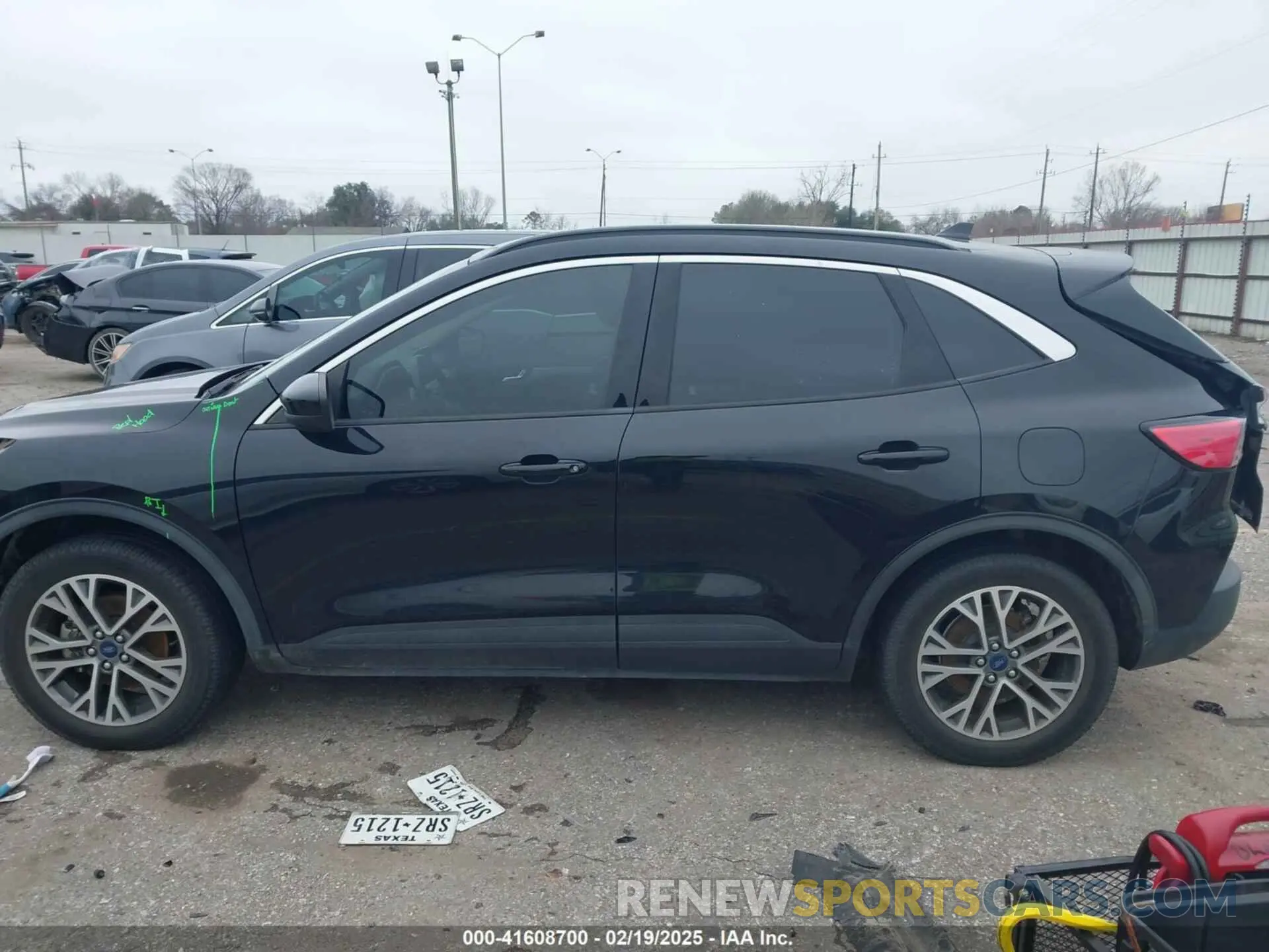 15 fotografías del automóvil dañado 1FMCU0H62LUA54273 FORD ESCAPE 2020
