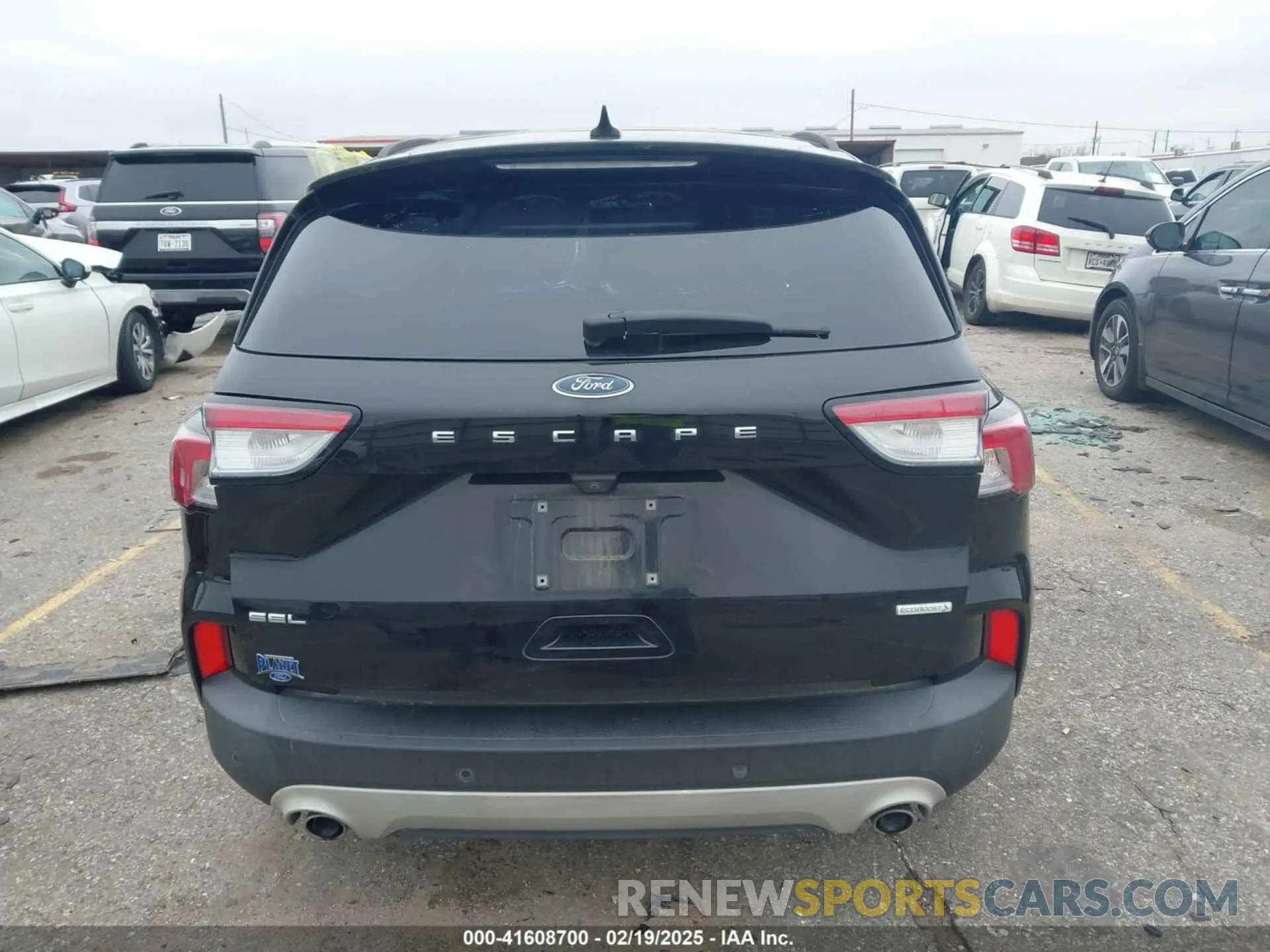 17 fotografías del automóvil dañado 1FMCU0H62LUA54273 FORD ESCAPE 2020