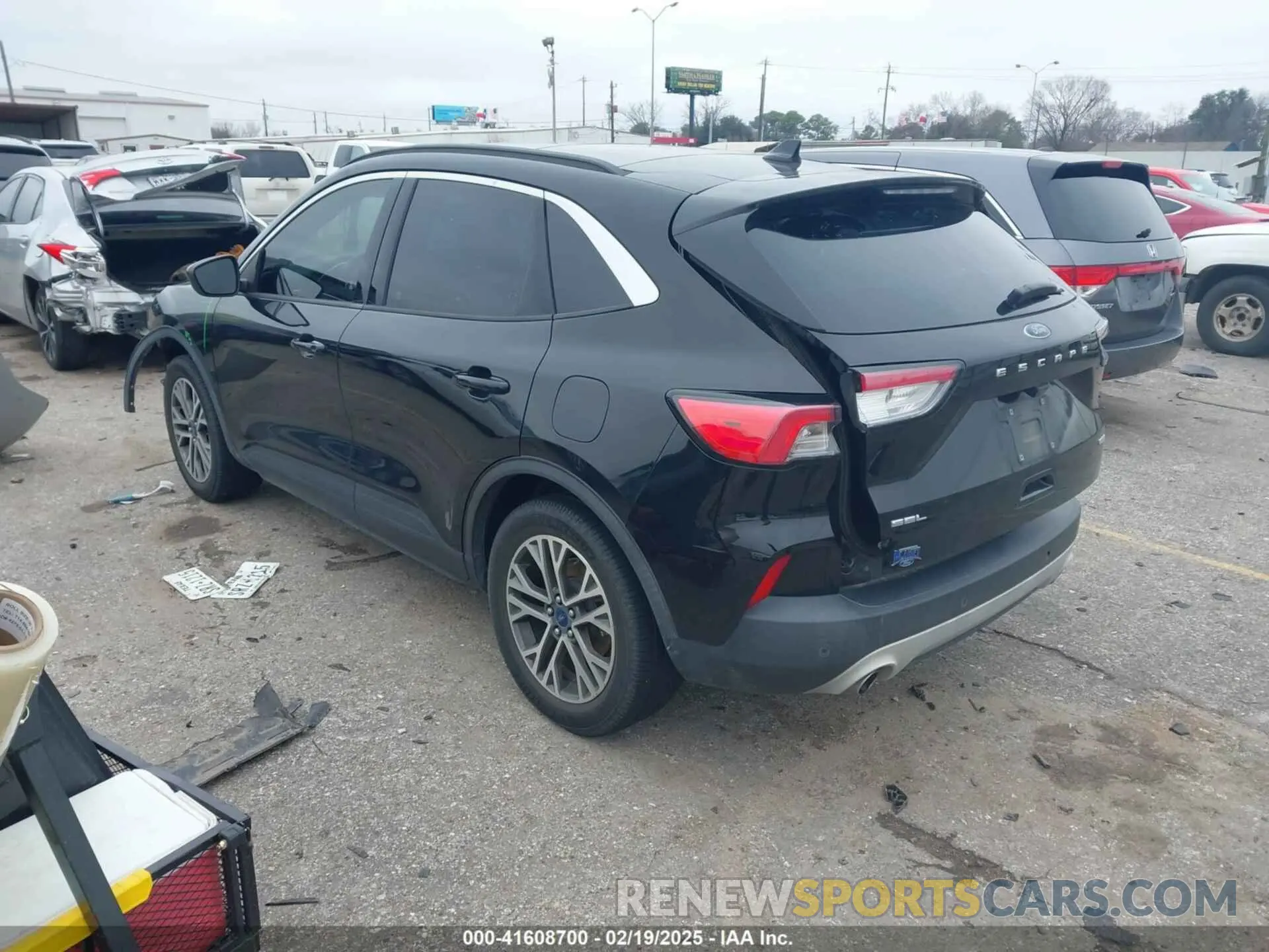 3 fotografías del automóvil dañado 1FMCU0H62LUA54273 FORD ESCAPE 2020