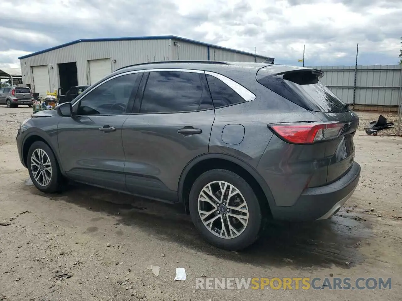 2 fotografías del automóvil dañado 1FMCU0H62LUA66777 FORD ESCAPE 2020