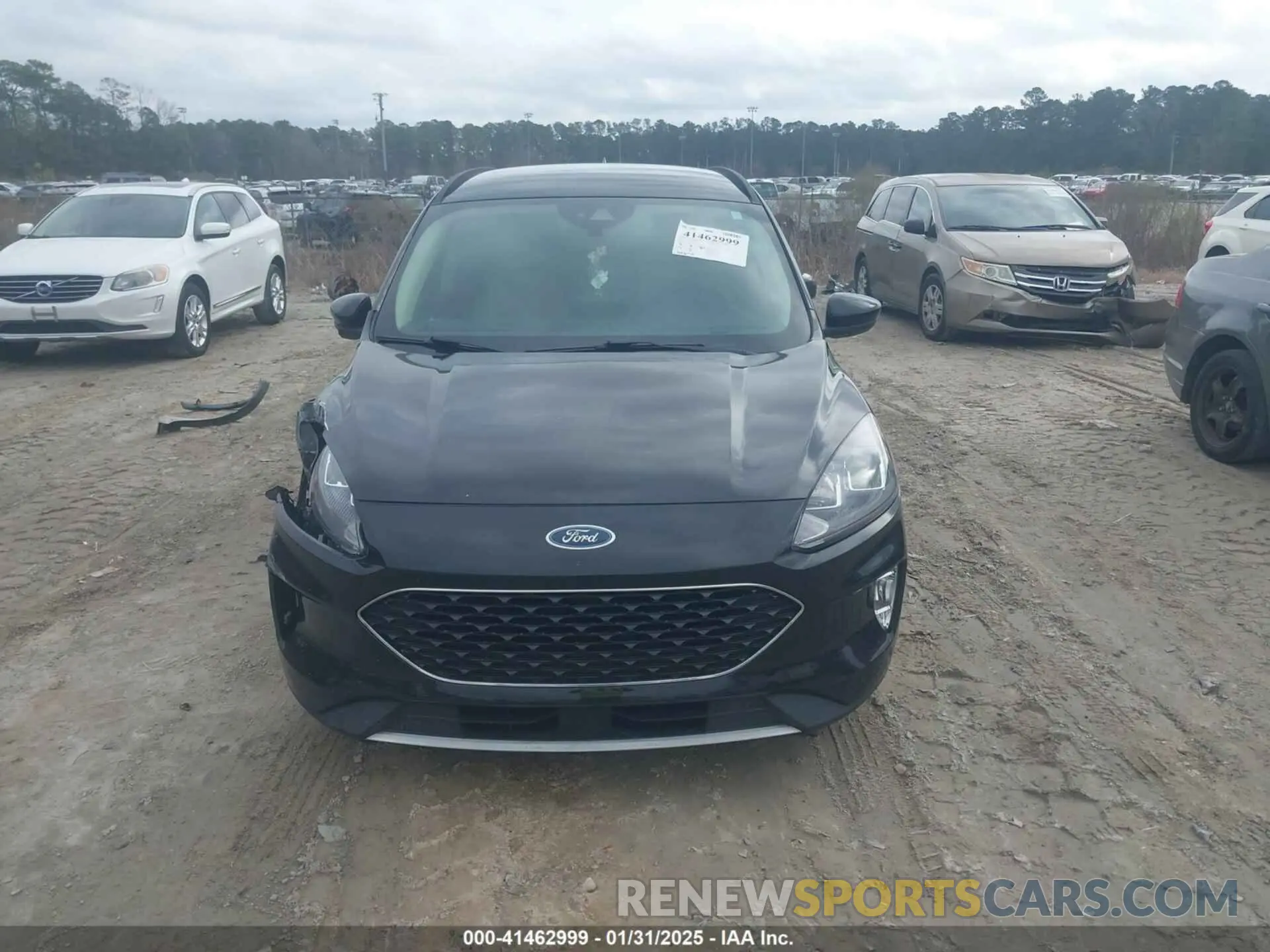 13 fotografías del automóvil dañado 1FMCU0H62LUA67220 FORD ESCAPE 2020
