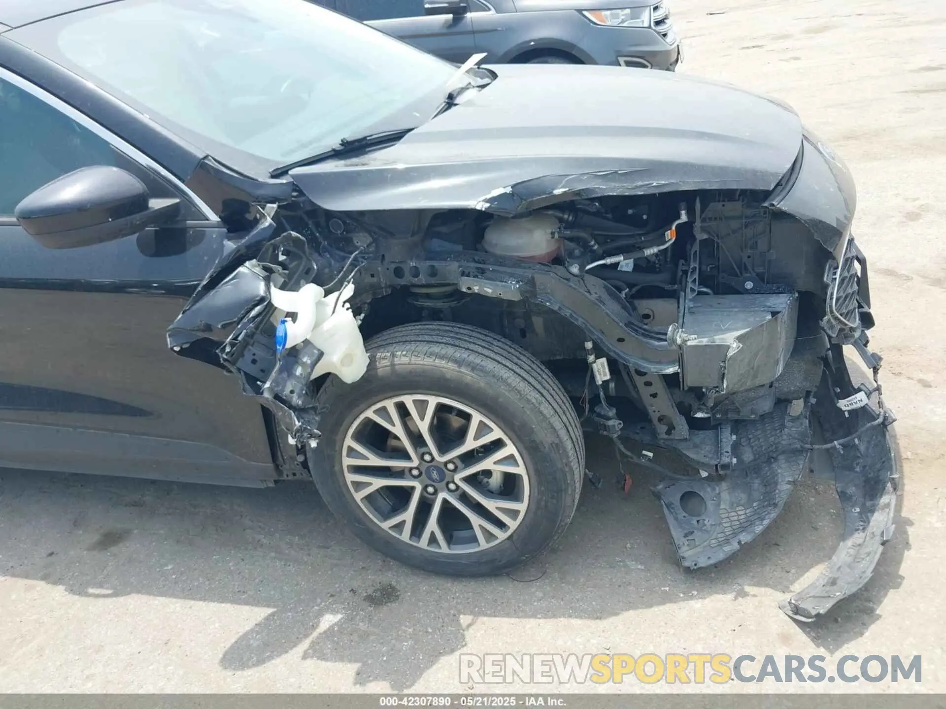 6 fotografías del automóvil dañado 1FMCU0H63LUA57506 FORD ESCAPE 2020