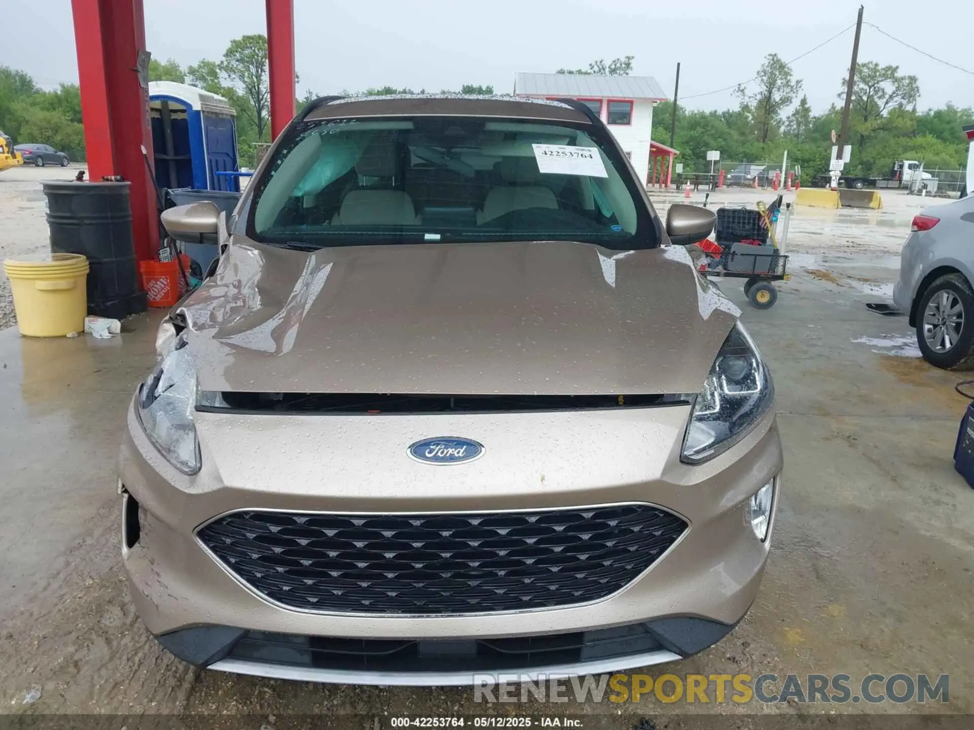 6 fotografías del automóvil dañado 1FMCU0H64LUB89853 FORD ESCAPE 2020