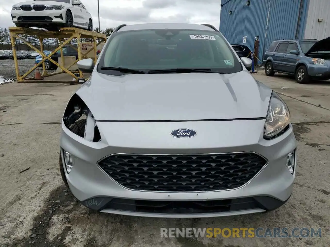 5 fotografías del automóvil dañado 1FMCU0H65LUB43030 FORD ESCAPE 2020