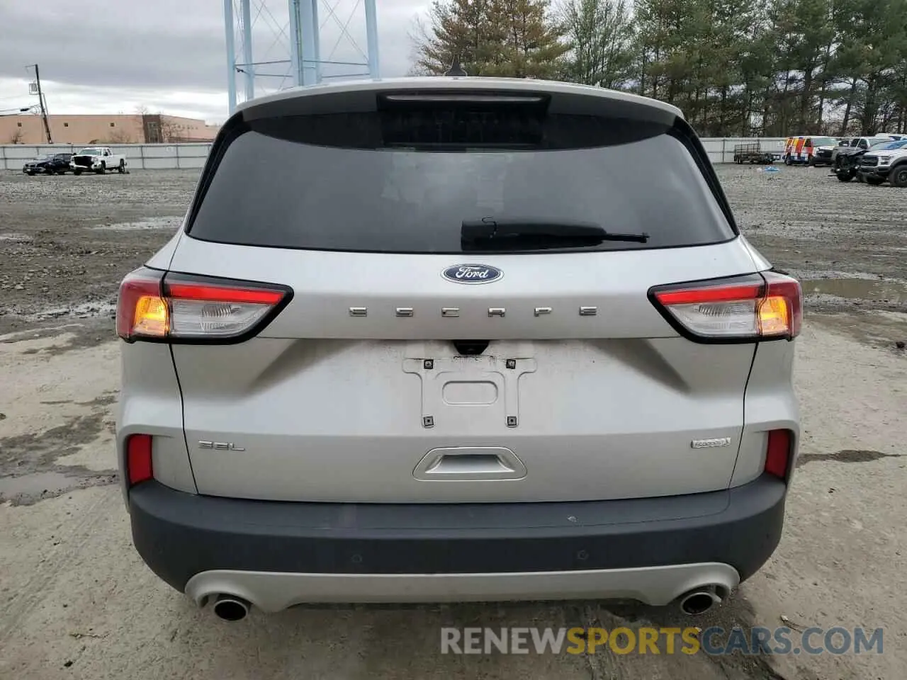 6 fotografías del automóvil dañado 1FMCU0H65LUB43030 FORD ESCAPE 2020