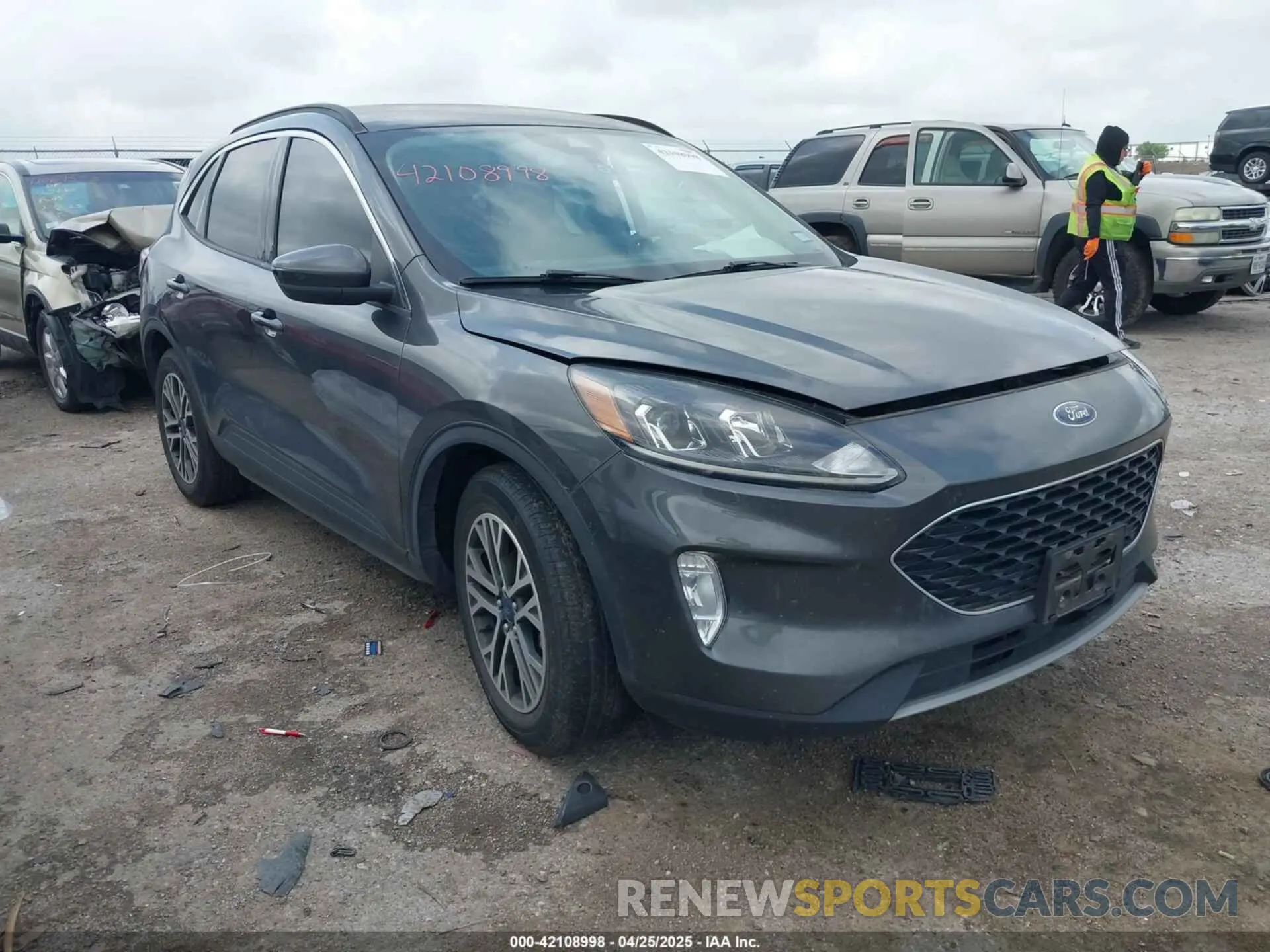 1 fotografías del automóvil dañado 1FMCU0H65LUB65772 FORD ESCAPE 2020