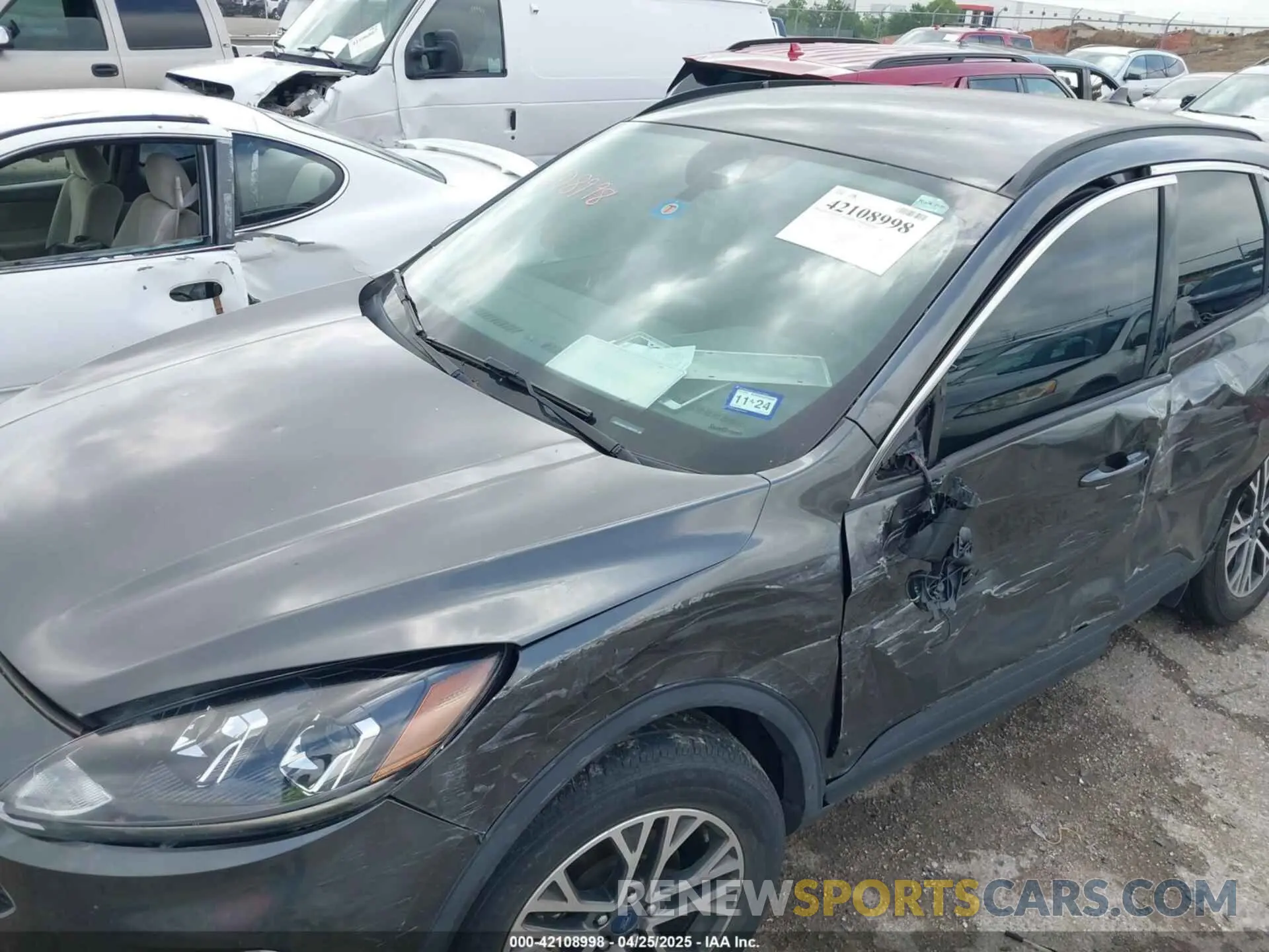 18 fotografías del automóvil dañado 1FMCU0H65LUB65772 FORD ESCAPE 2020