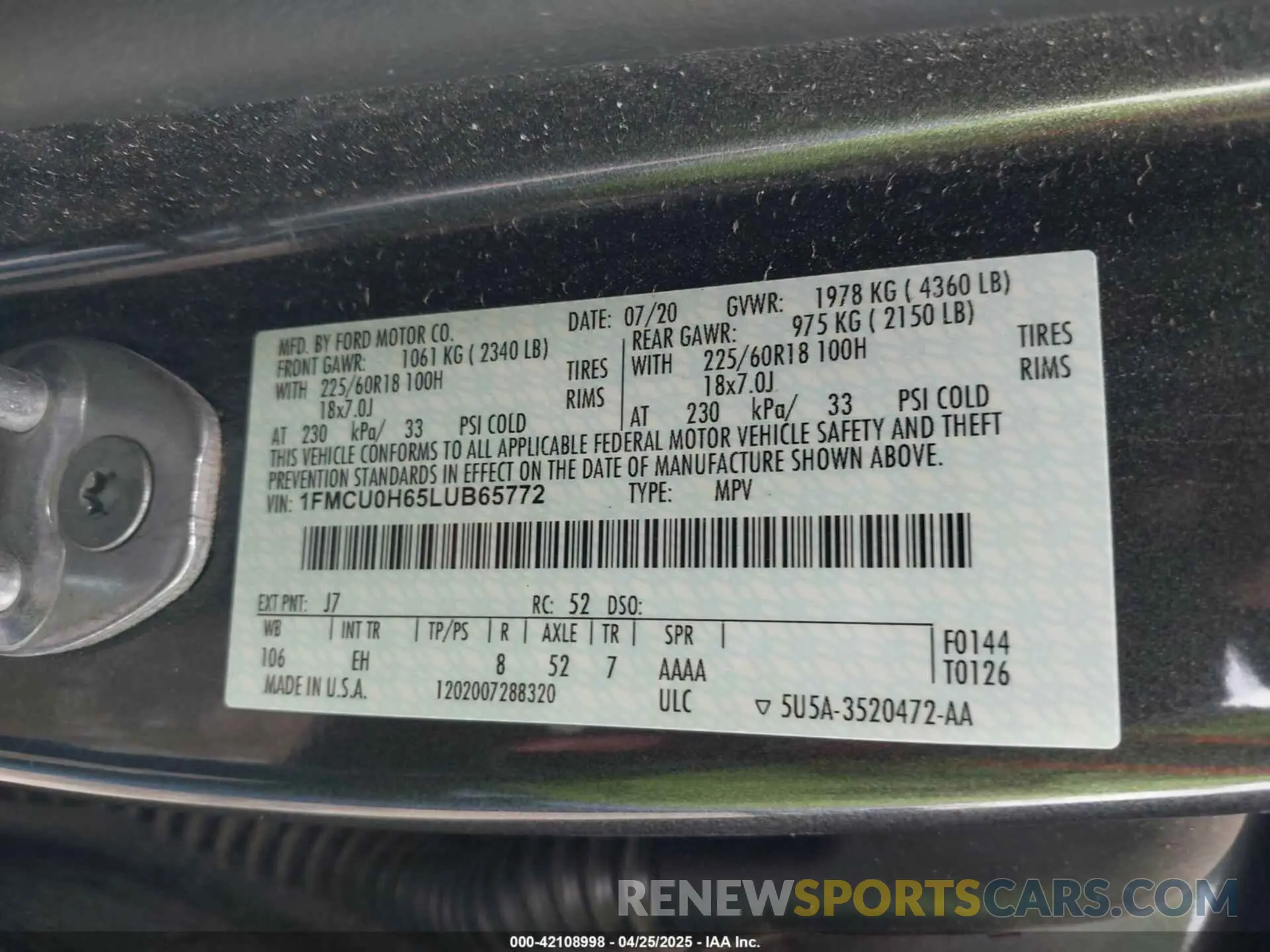 9 fotografías del automóvil dañado 1FMCU0H65LUB65772 FORD ESCAPE 2020