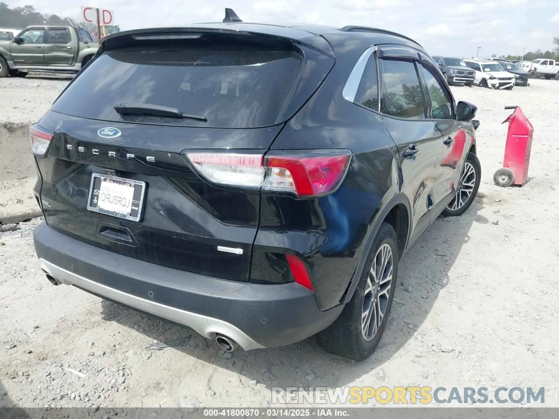 4 fotografías del automóvil dañado 1FMCU0H66LUA91858 FORD ESCAPE 2020