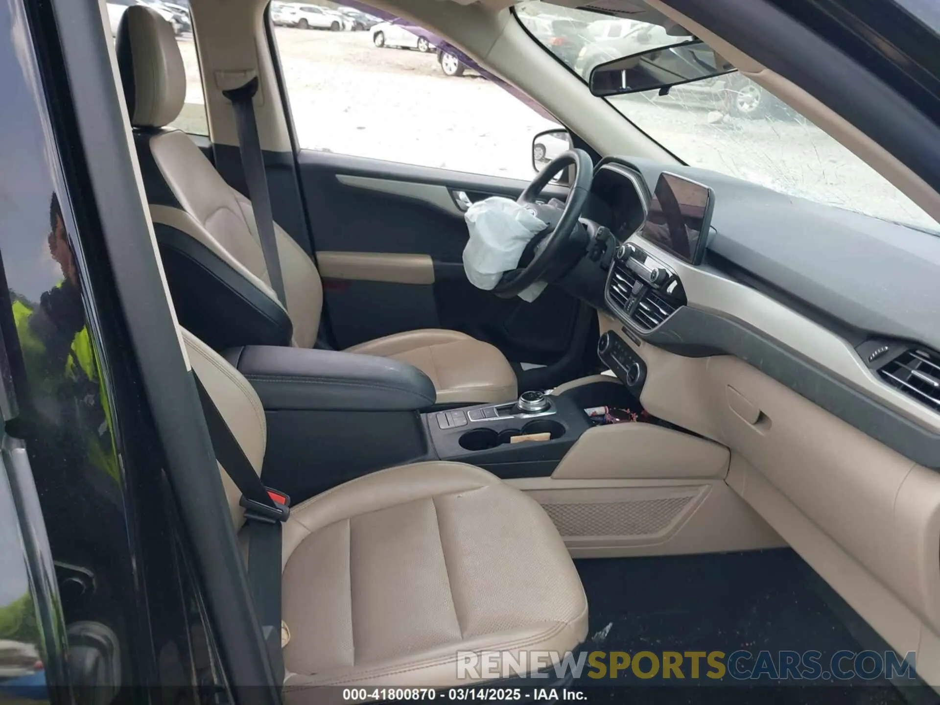 5 fotografías del automóvil dañado 1FMCU0H66LUA91858 FORD ESCAPE 2020