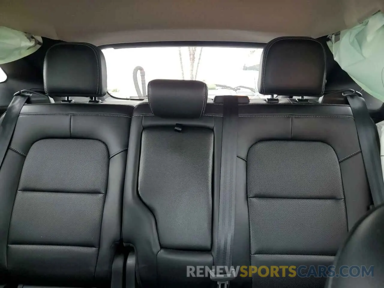 10 fotografías del automóvil dañado 1FMCU0H66LUB06018 FORD ESCAPE 2020