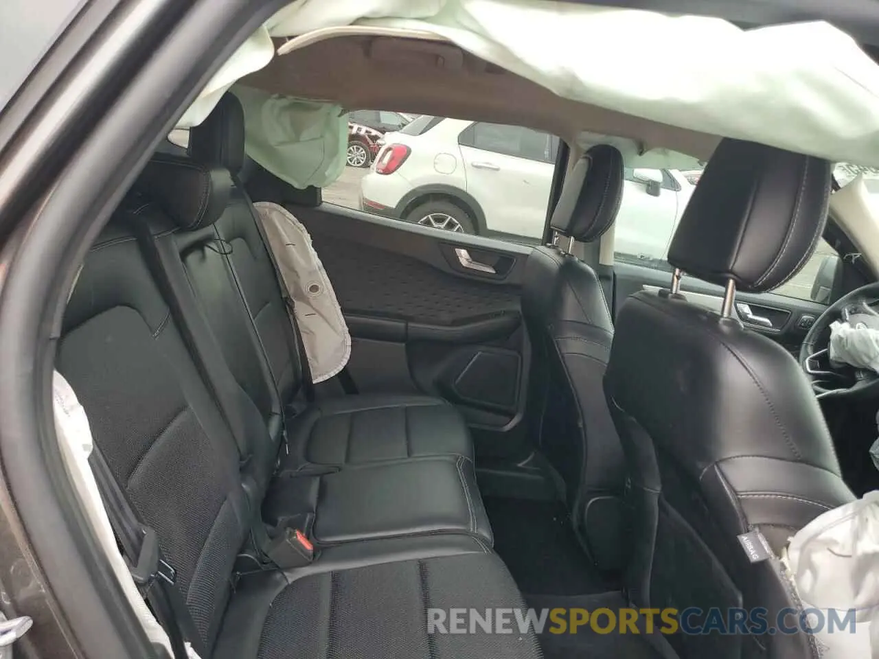 11 fotografías del automóvil dañado 1FMCU0H66LUB06018 FORD ESCAPE 2020