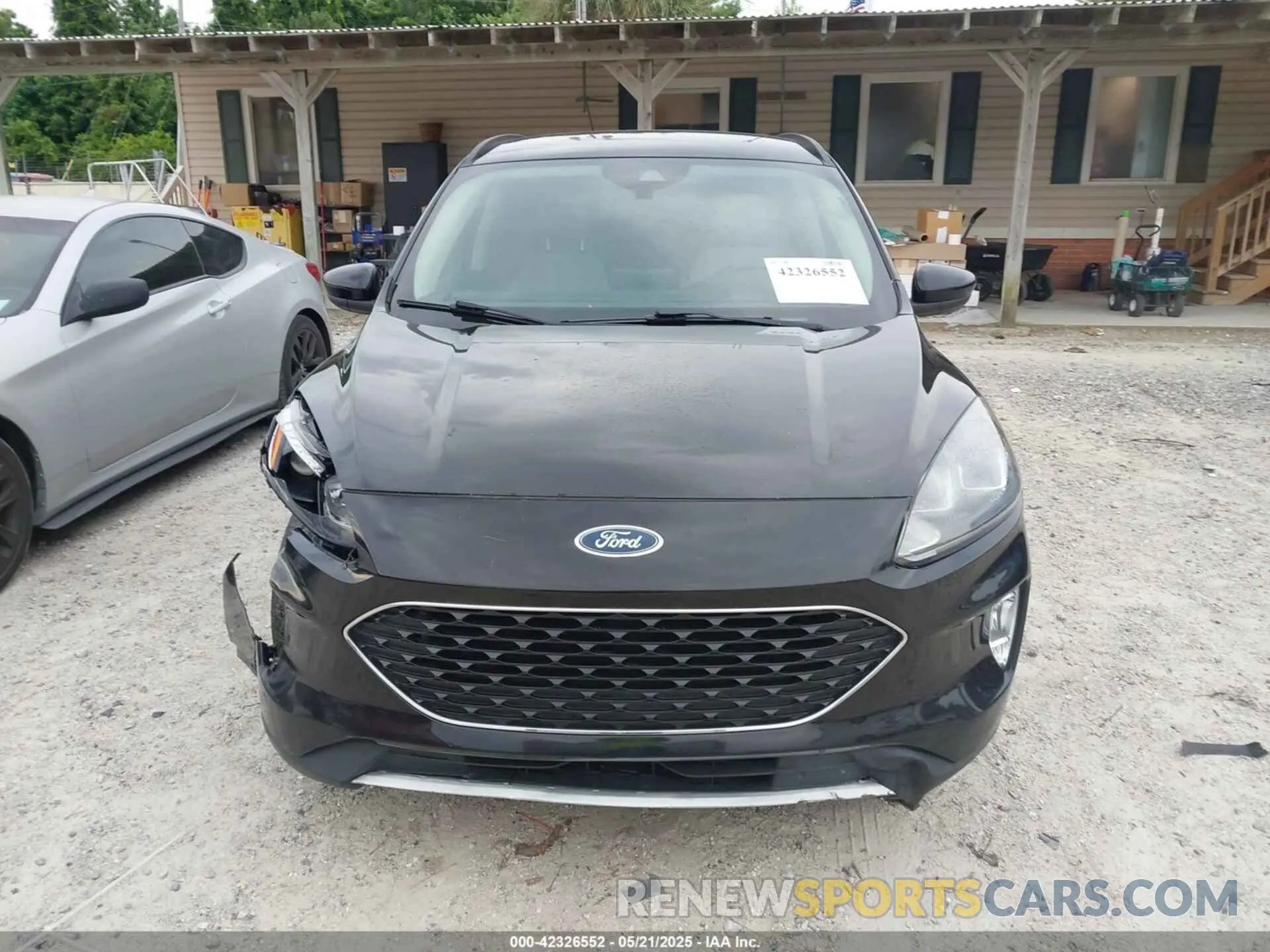 12 fotografías del automóvil dañado 1FMCU0H66LUB10277 FORD ESCAPE 2020