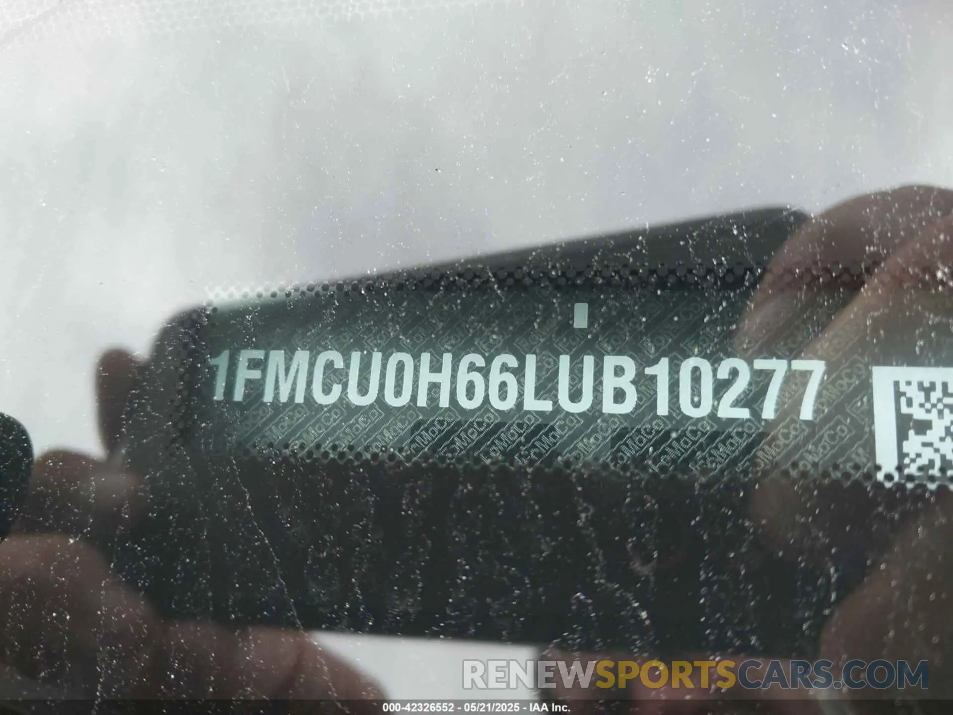 9 fotografías del automóvil dañado 1FMCU0H66LUB10277 FORD ESCAPE 2020