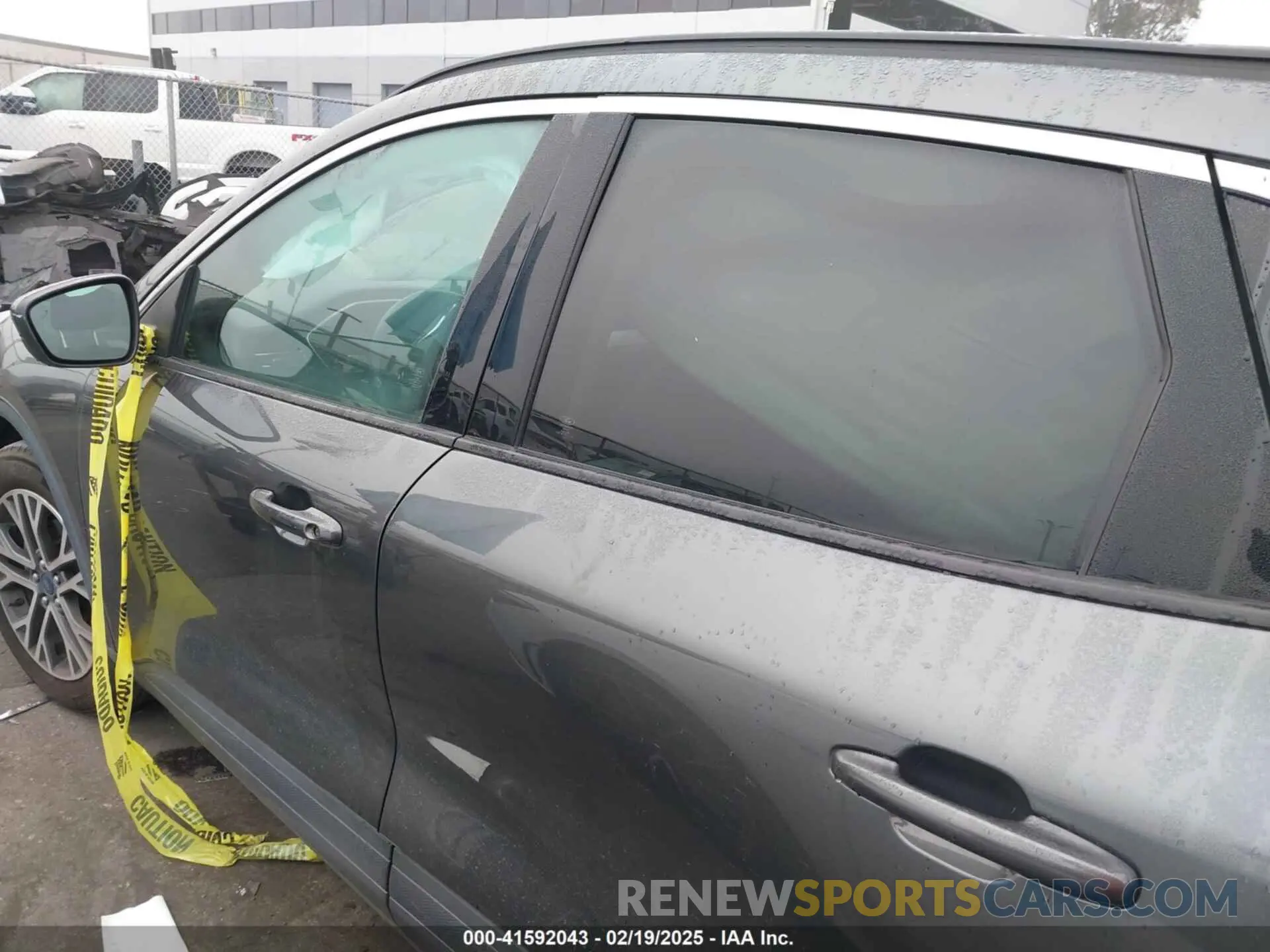 14 fotografías del automóvil dañado 1FMCU0H66LUB69653 FORD ESCAPE 2020