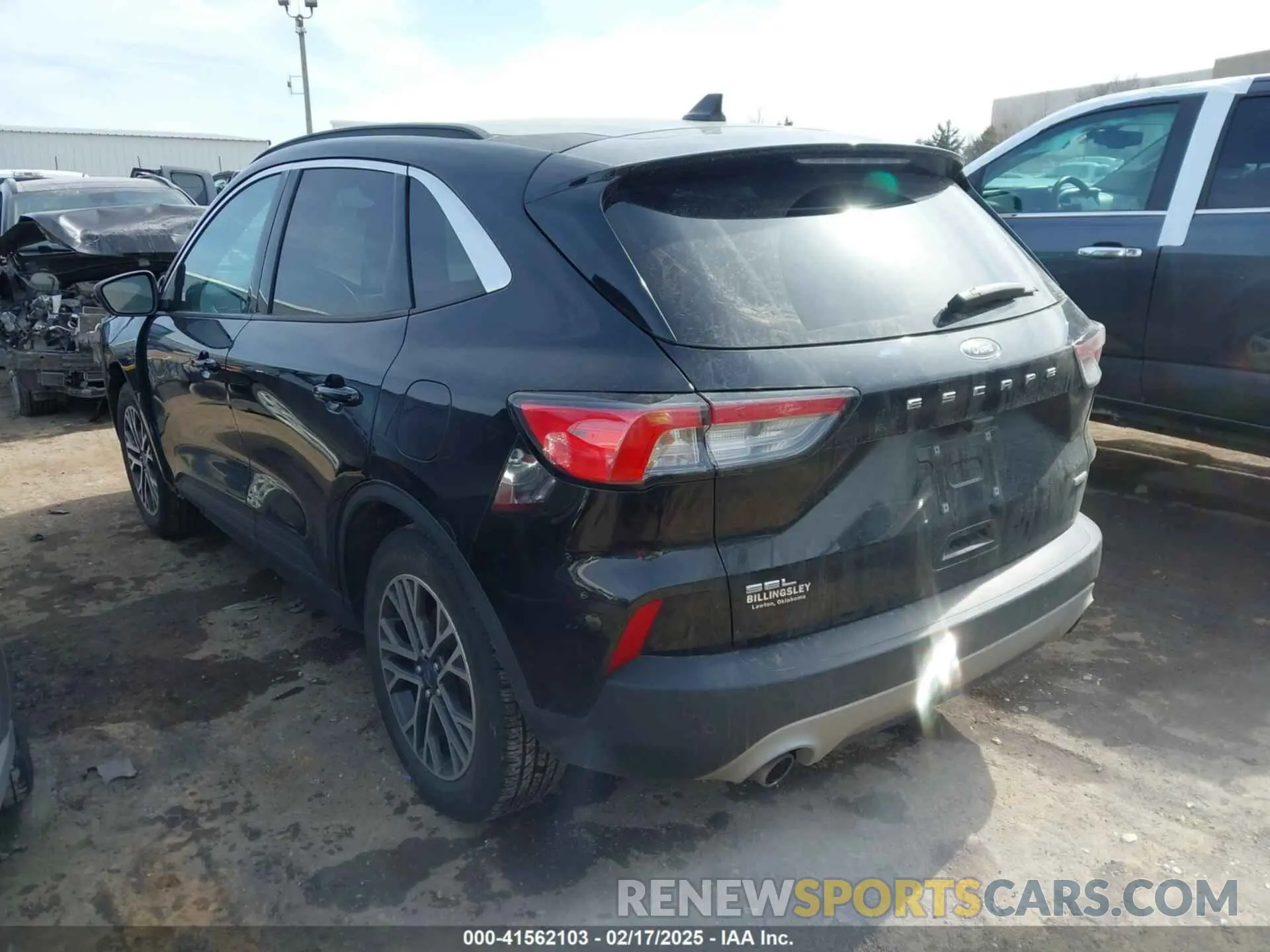 3 fotografías del automóvil dañado 1FMCU0H66LUC20195 FORD ESCAPE 2020