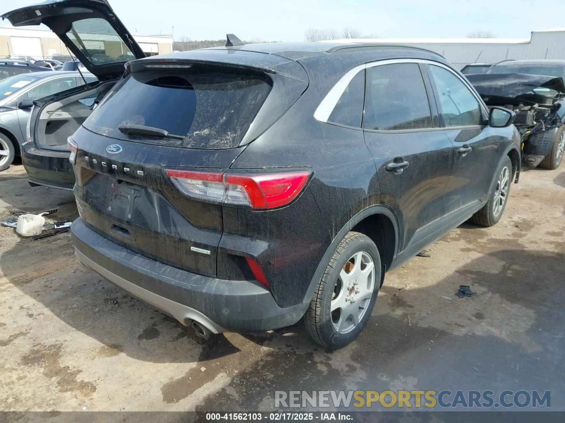4 fotografías del automóvil dañado 1FMCU0H66LUC20195 FORD ESCAPE 2020