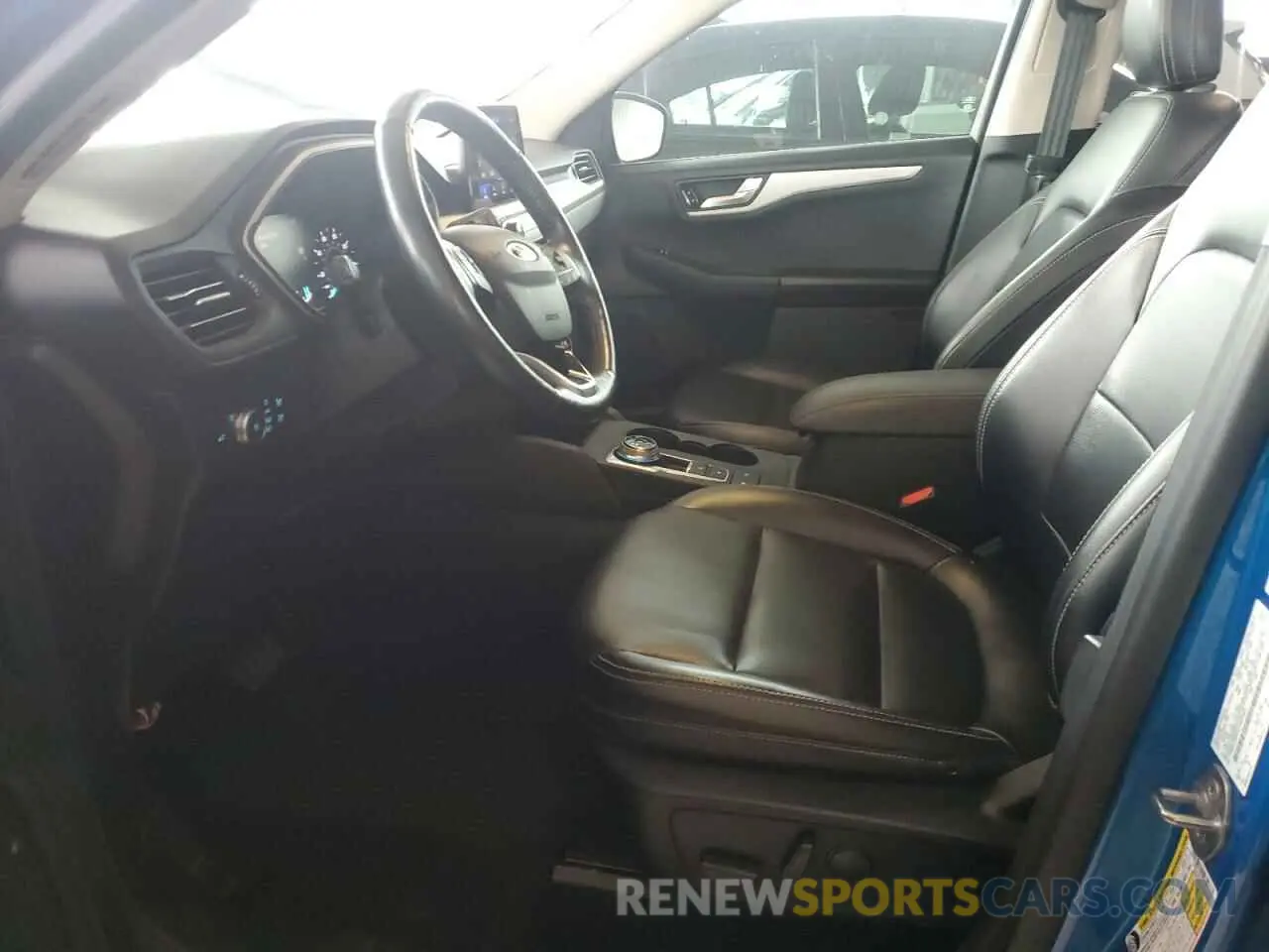 7 fotografías del automóvil dañado 1FMCU0H67LUA40403 FORD ESCAPE 2020