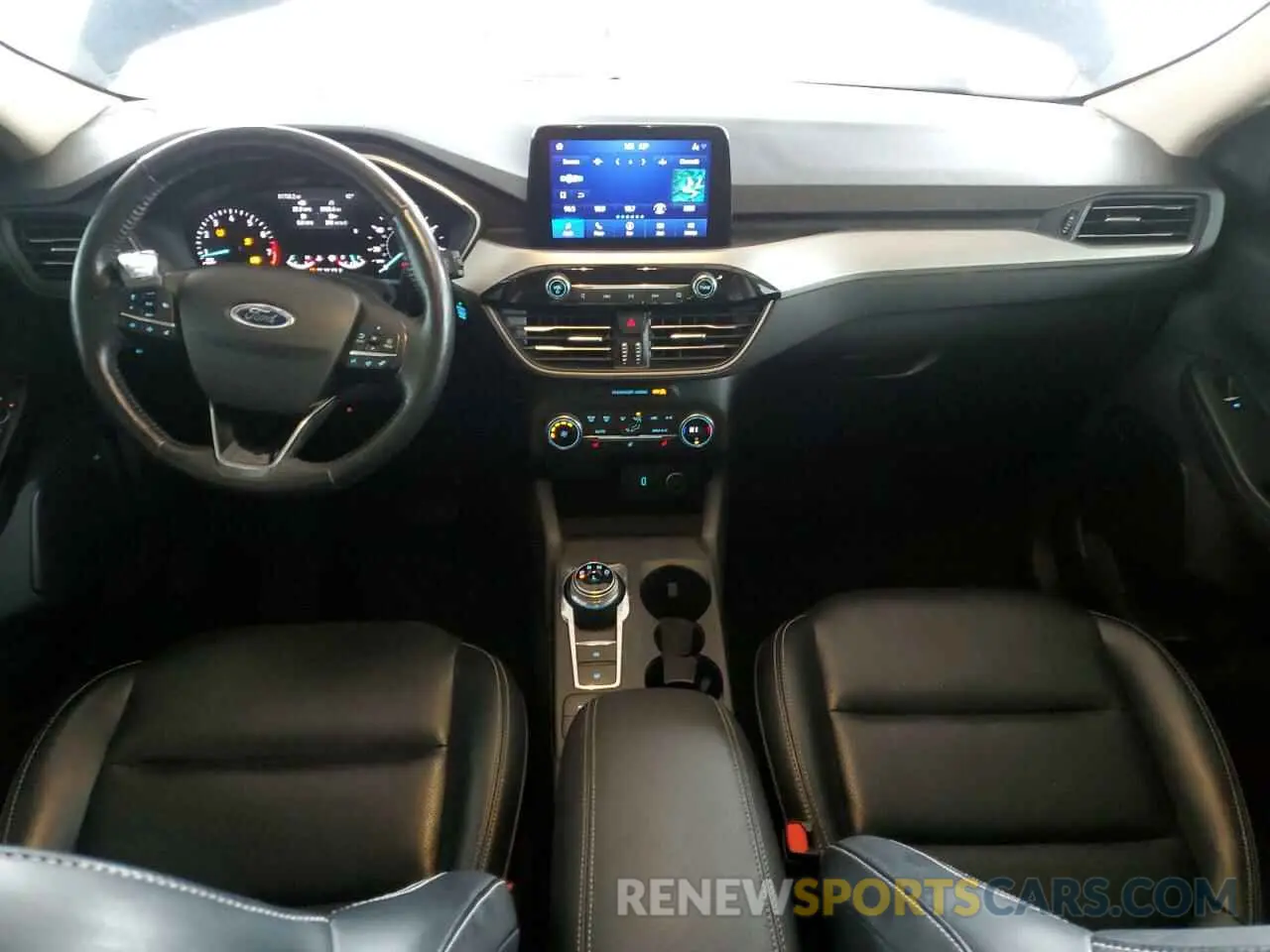 8 fotografías del automóvil dañado 1FMCU0H67LUA40403 FORD ESCAPE 2020