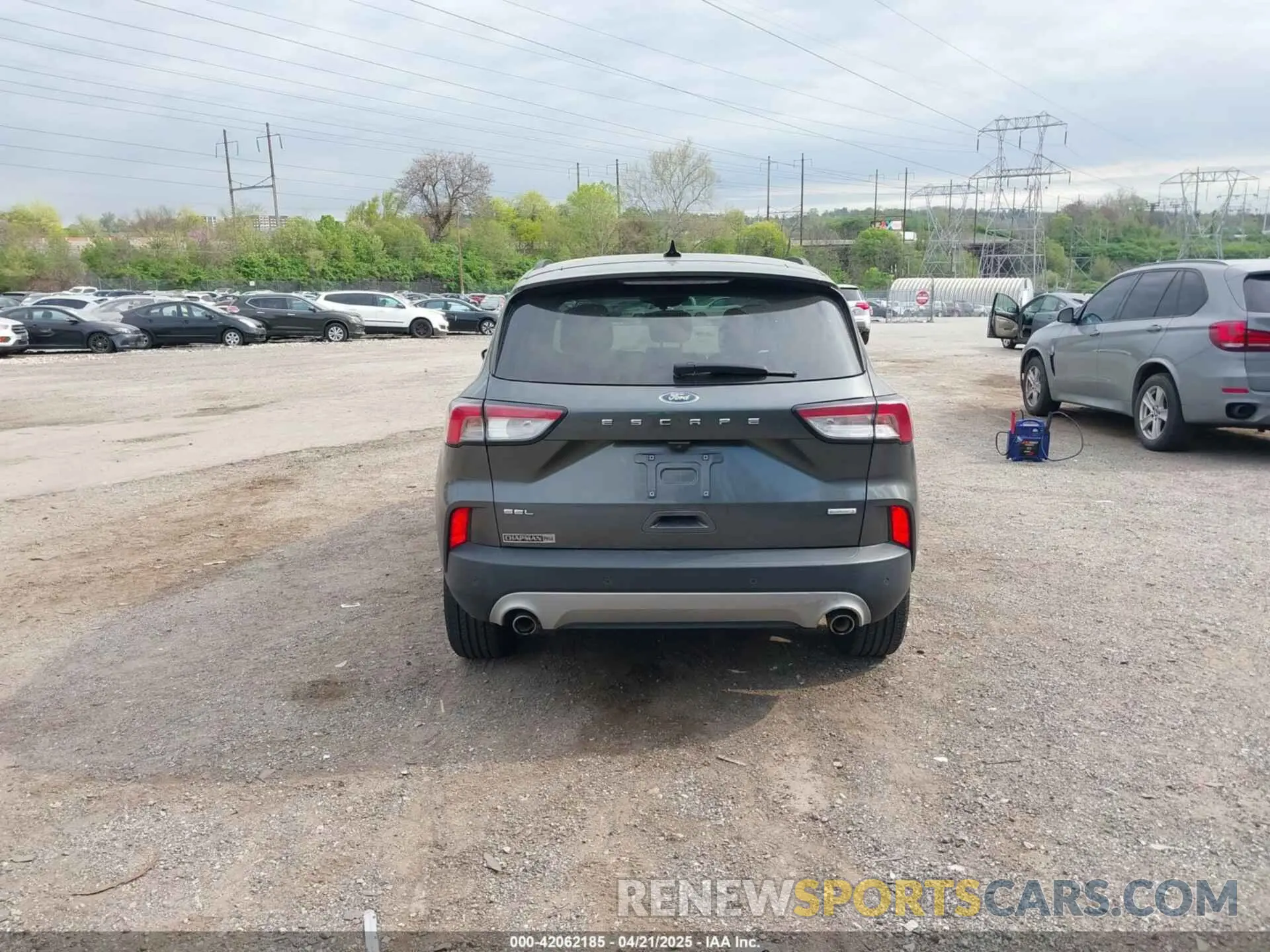 17 fotografías del automóvil dañado 1FMCU0H68LUA61096 FORD ESCAPE 2020