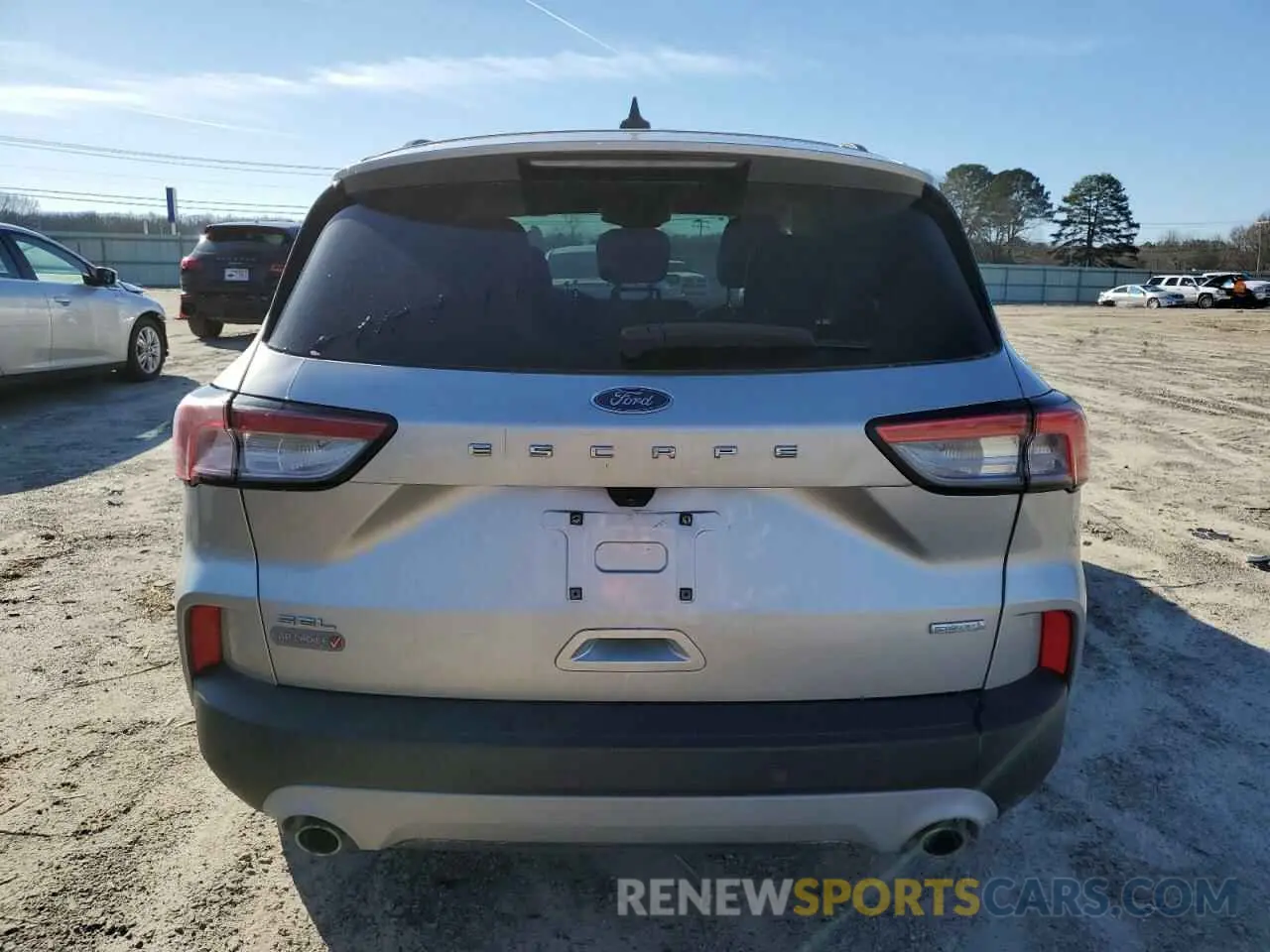 6 fotografías del automóvil dañado 1FMCU0H68LUB10443 FORD ESCAPE 2020
