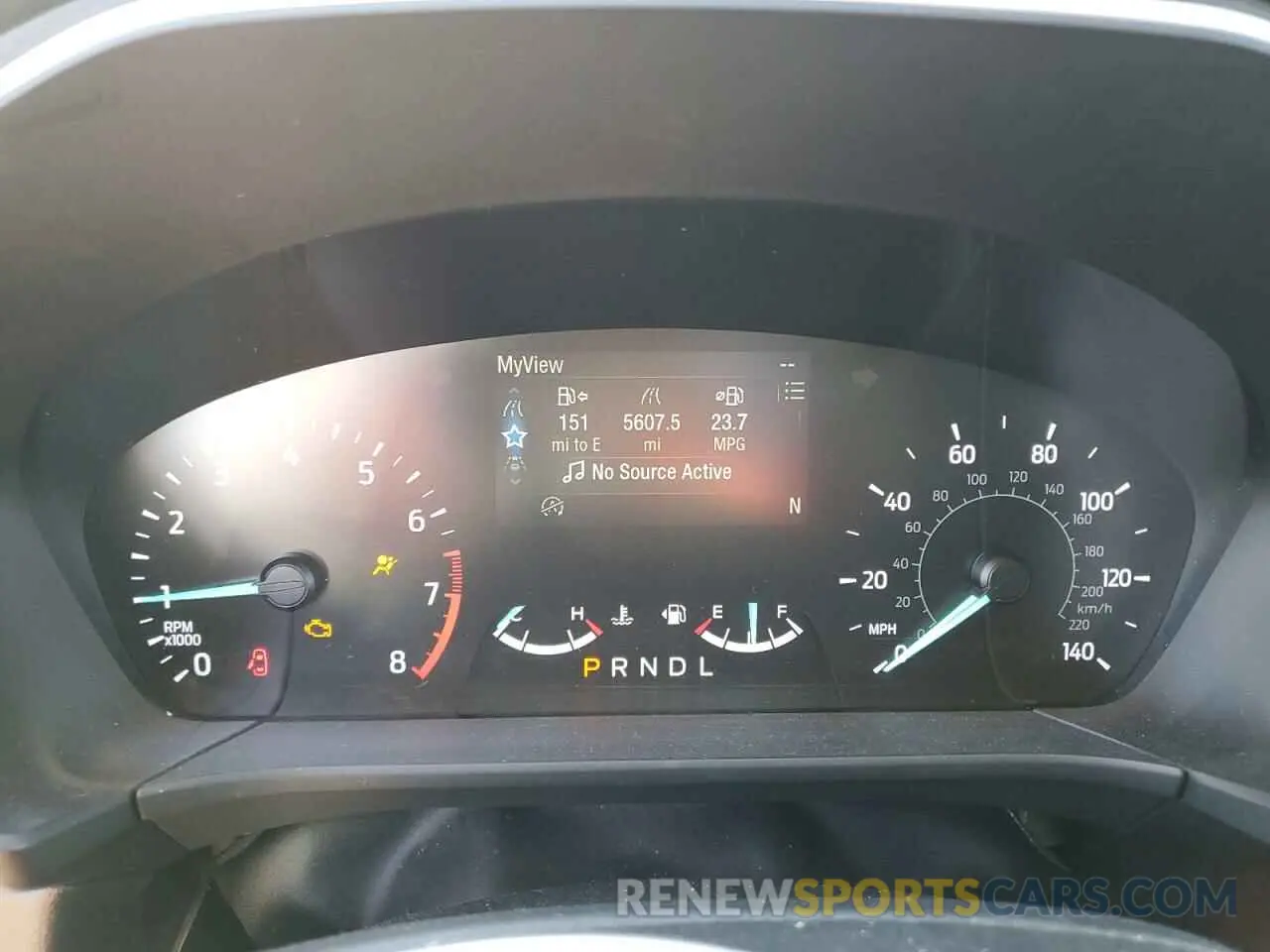 9 fotografías del automóvil dañado 1FMCU0H68LUB10443 FORD ESCAPE 2020