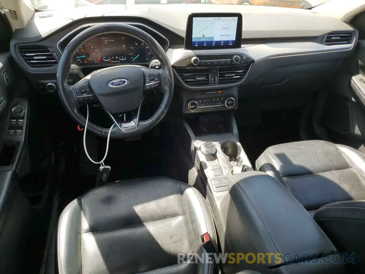 8 fotografías del automóvil dañado 1FMCU0H69LUA31315 FORD ESCAPE 2020
