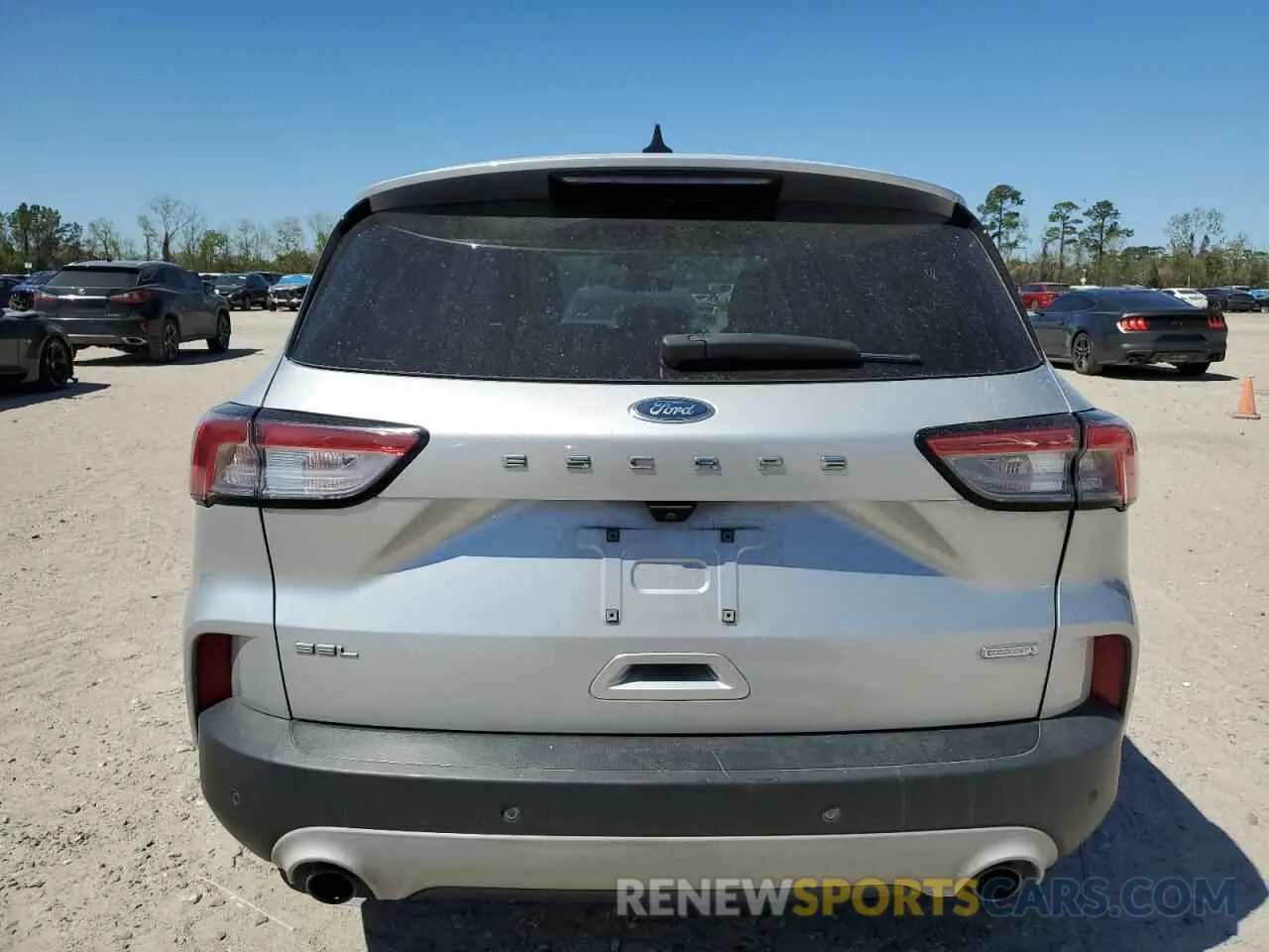 6 fotografías del automóvil dañado 1FMCU0H69LUA81034 FORD ESCAPE 2020
