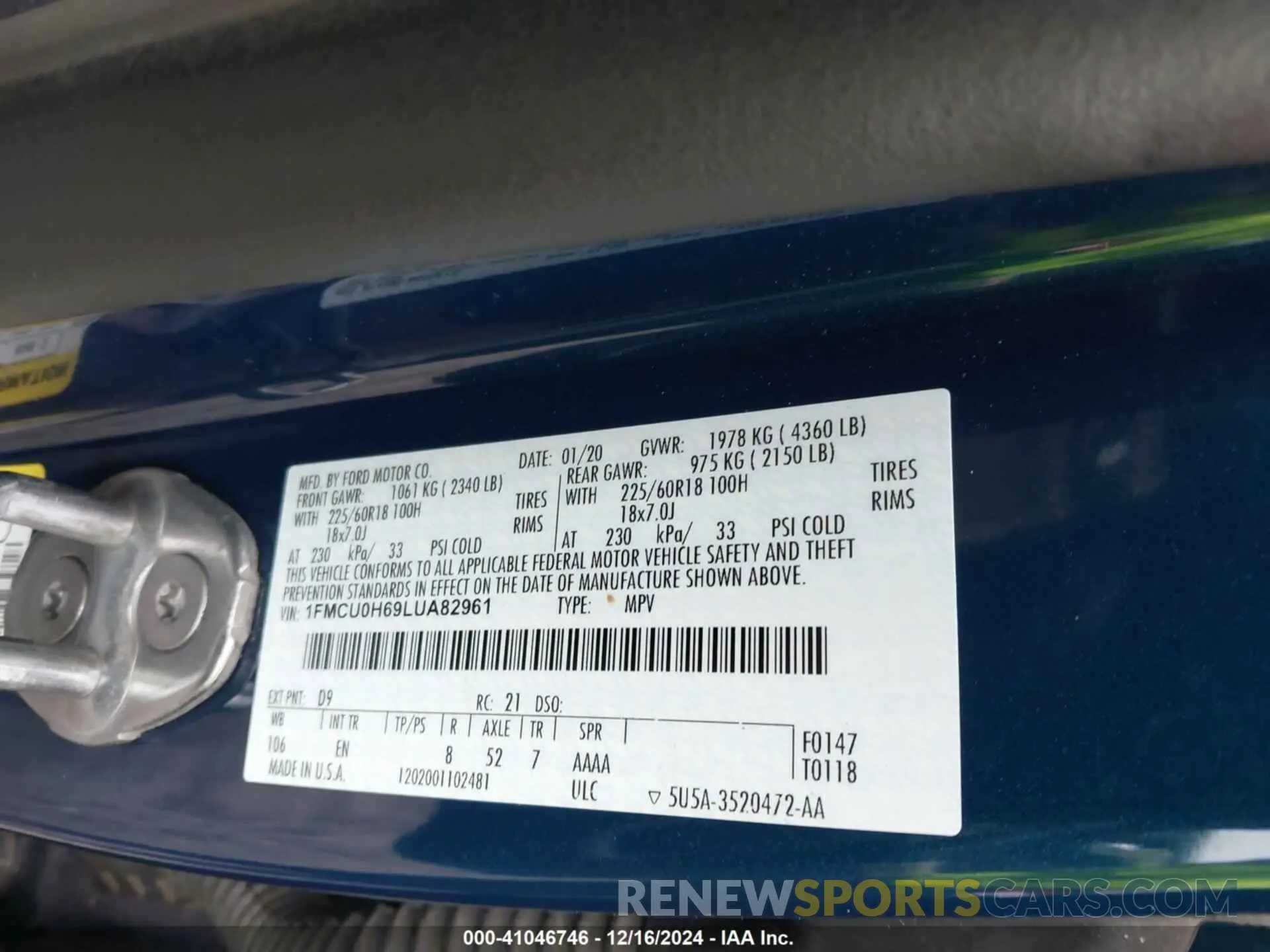 9 fotografías del automóvil dañado 1FMCU0H69LUA82961 FORD ESCAPE 2020