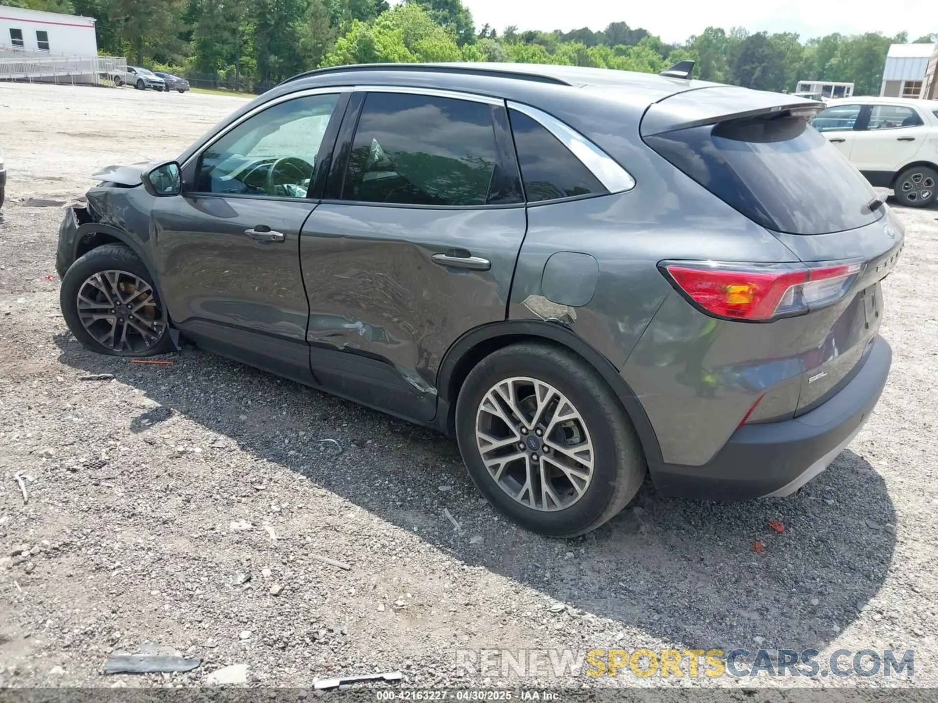 3 fotografías del automóvil dañado 1FMCU0H69LUB18115 FORD ESCAPE 2020