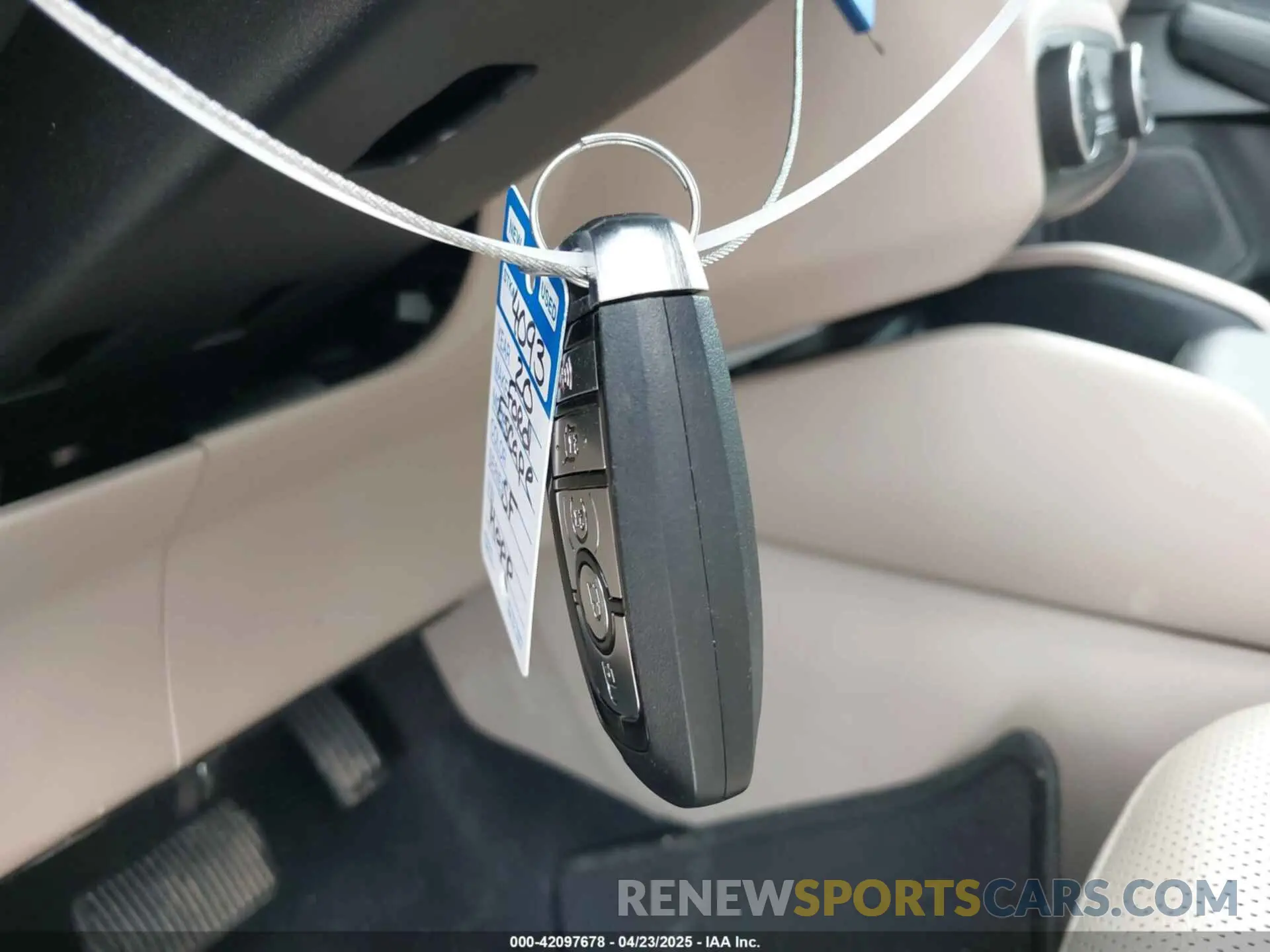 11 fotografías del automóvil dañado 1FMCU0H69LUB75138 FORD ESCAPE 2020